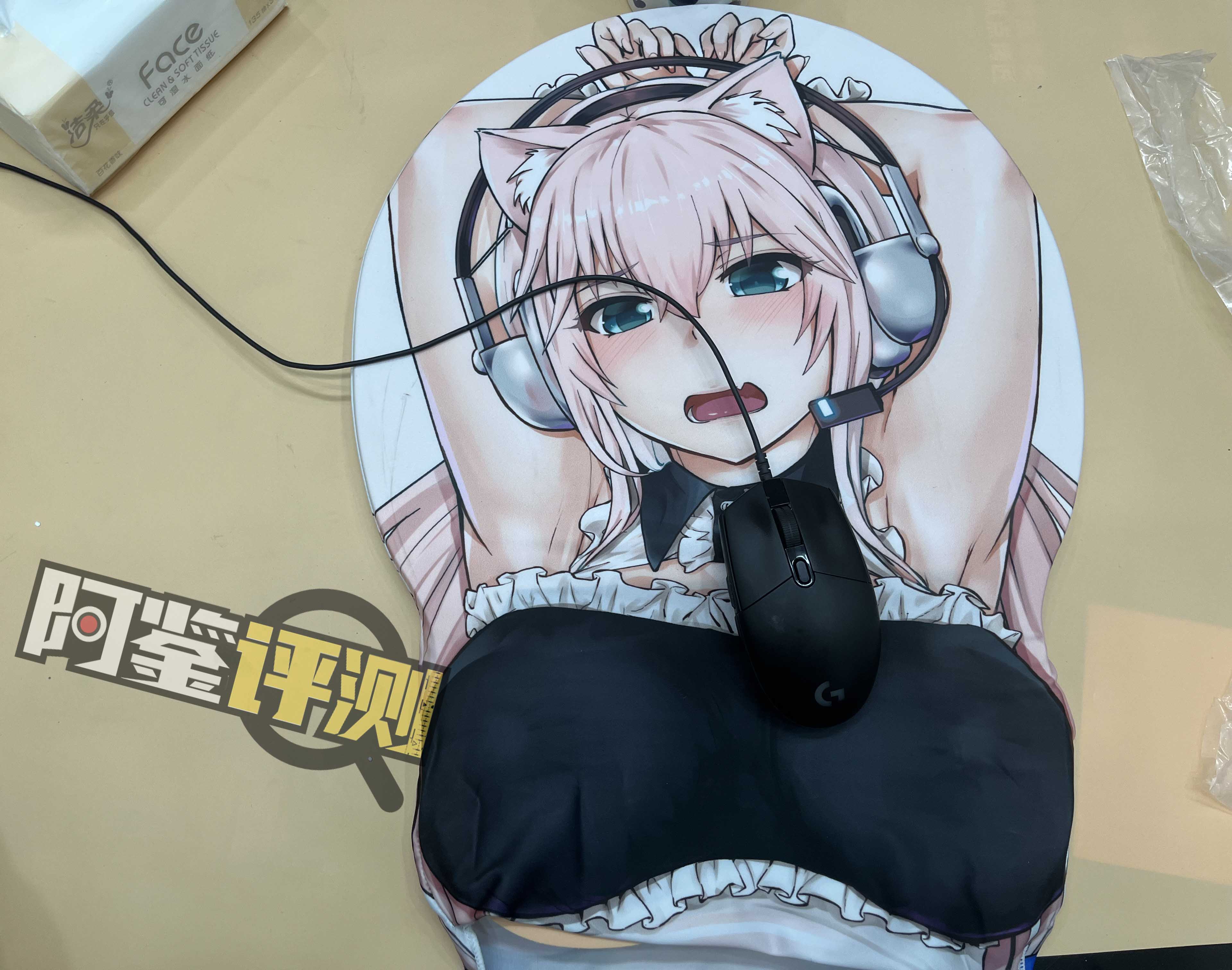 胸模搭档best match!日本汤玛托易士大型鼠标垫板评测,居然真的这么大??!