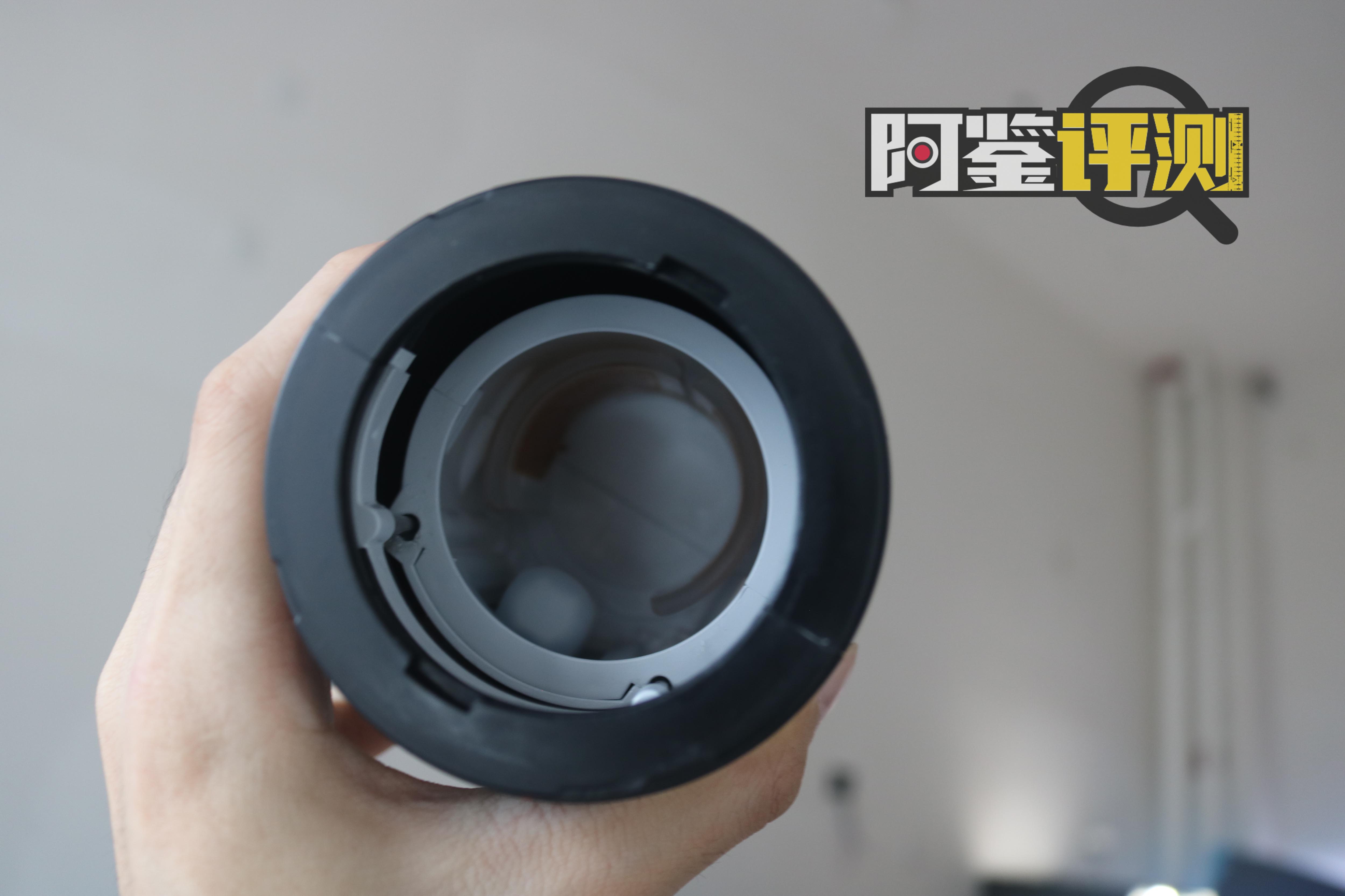 METABLOW-E300电动飞机杯评测,赛博朋克,科技狠活,阿鉴助理亲自下海!