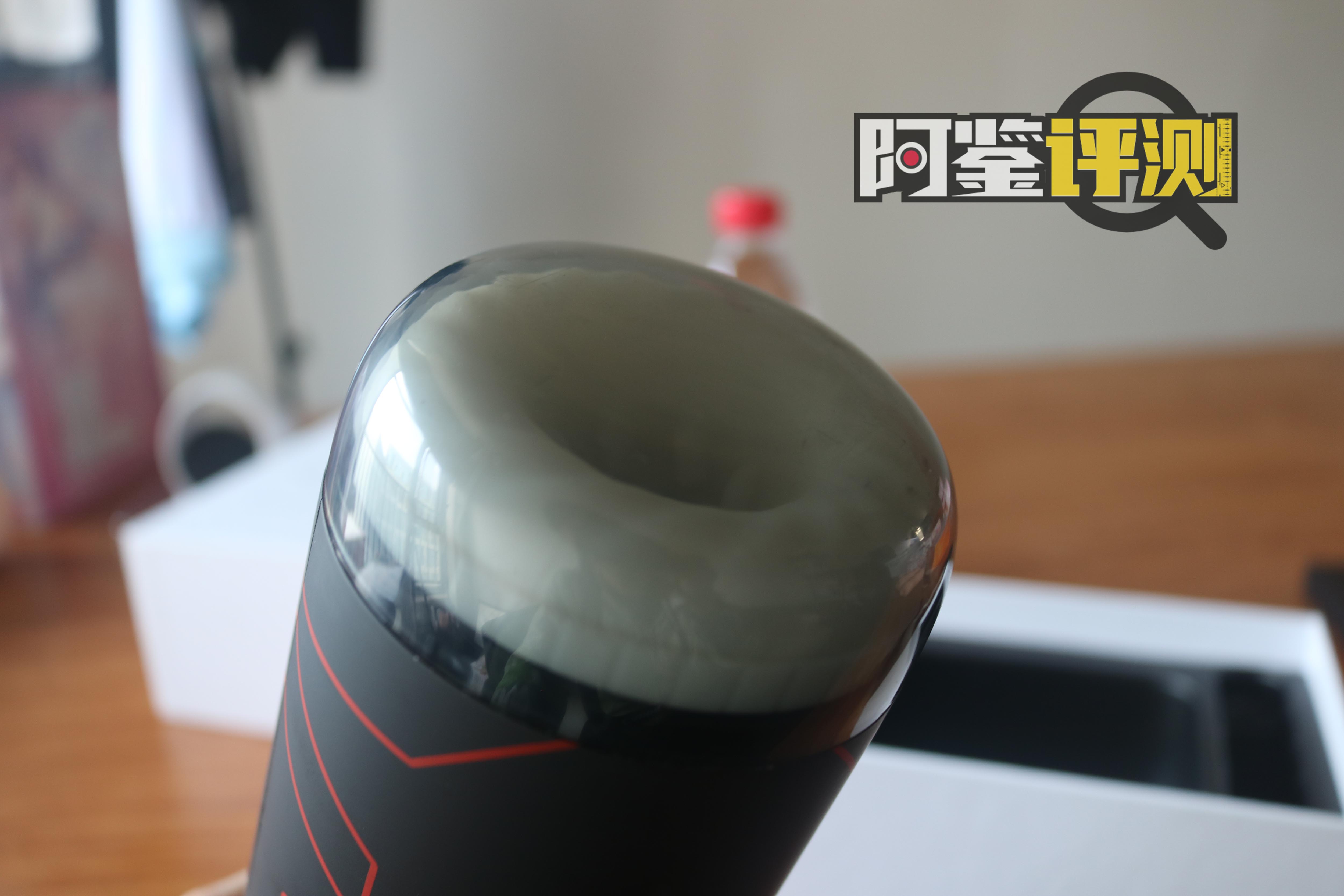 METABLOW-E300电动飞机杯评测,赛博朋克,科技狠活,阿鉴助理亲自下海!