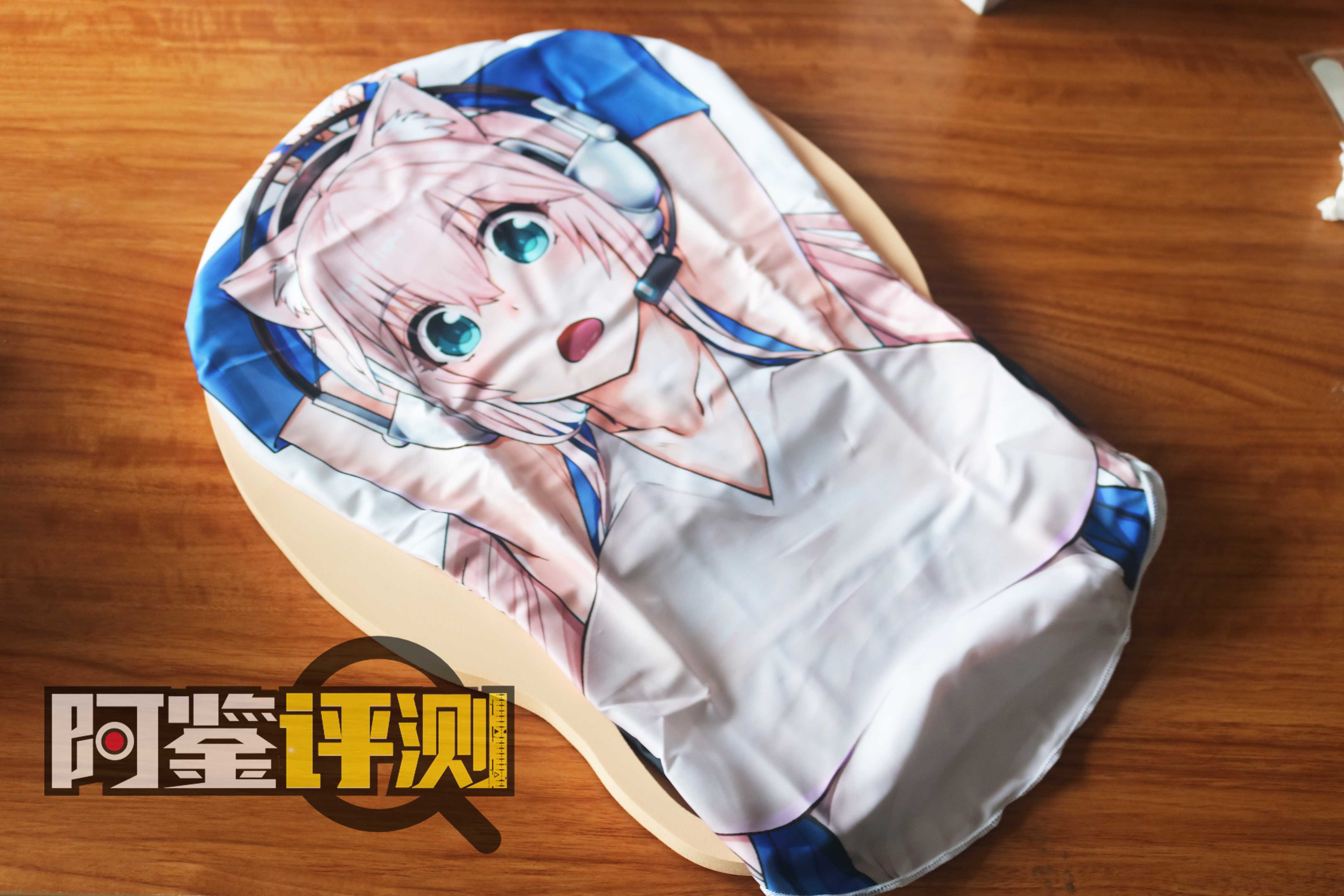 胸模搭档best match!日本汤玛托易士大型鼠标垫板评测,居然真的这么大??!