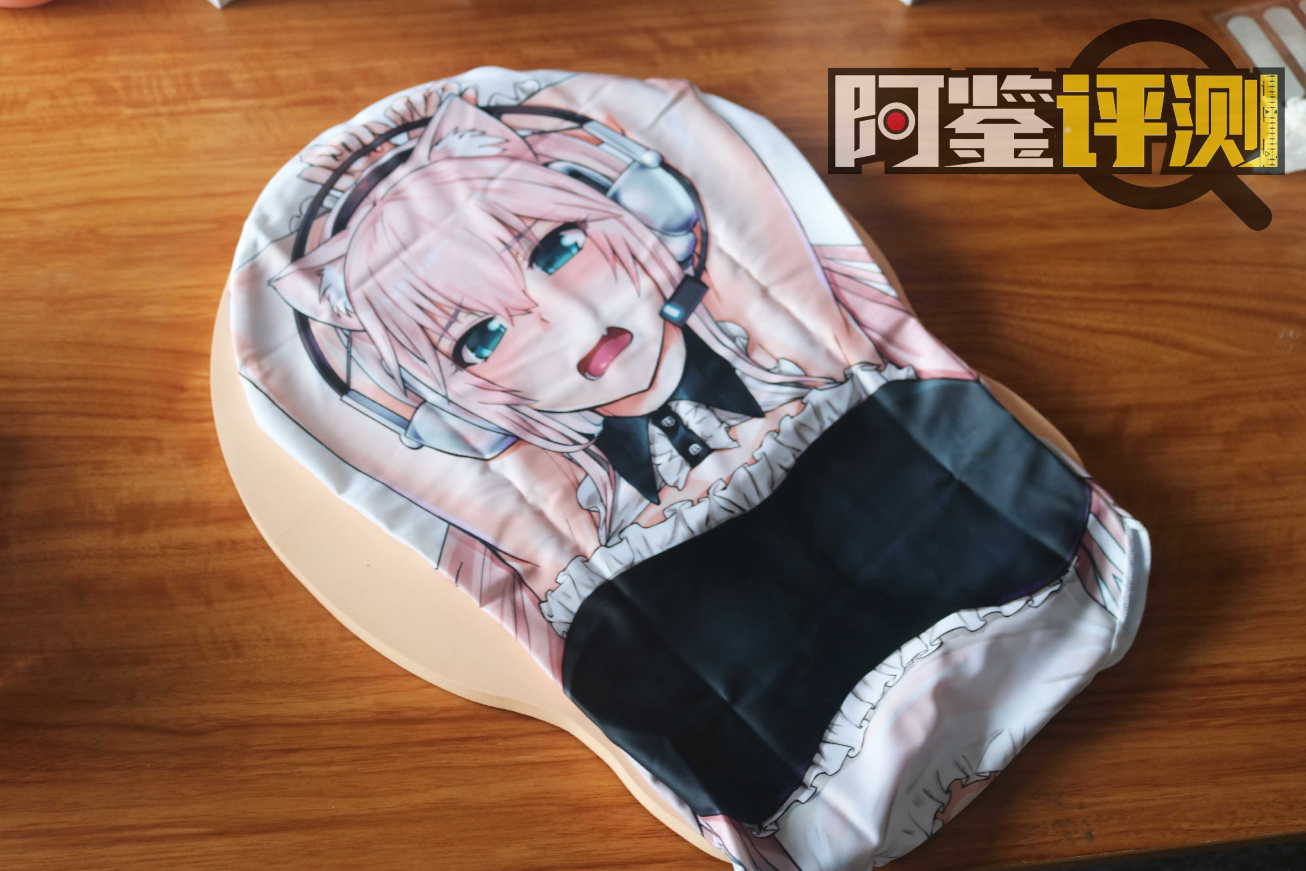 胸模搭档best match!日本汤玛托易士大型鼠标垫板评测,居然真的这么大??!