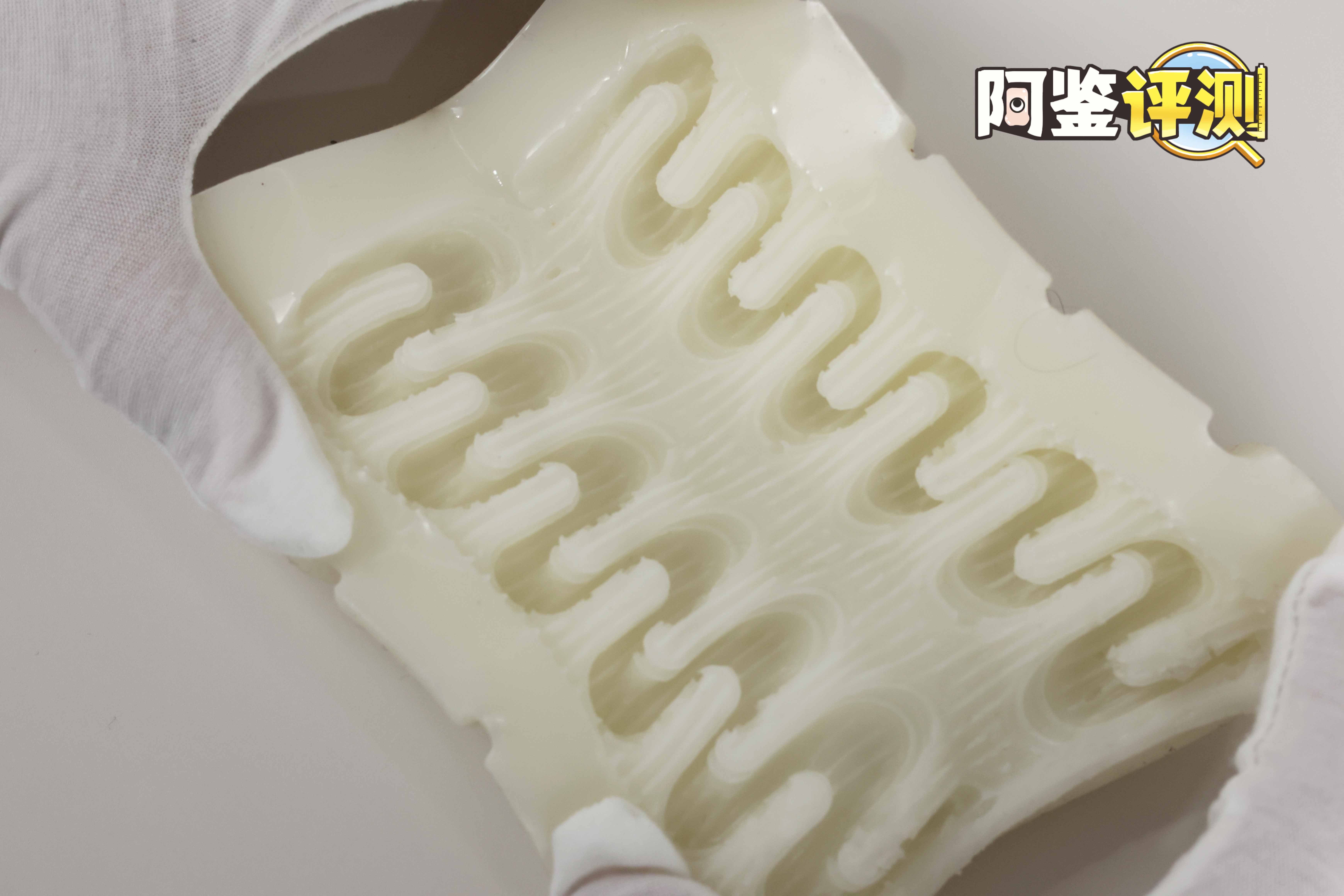 火炮——“寝取深淋巴按摩”评测!半松半禁,半厚半薄的W形结构,确实很适合长时间“按摩”