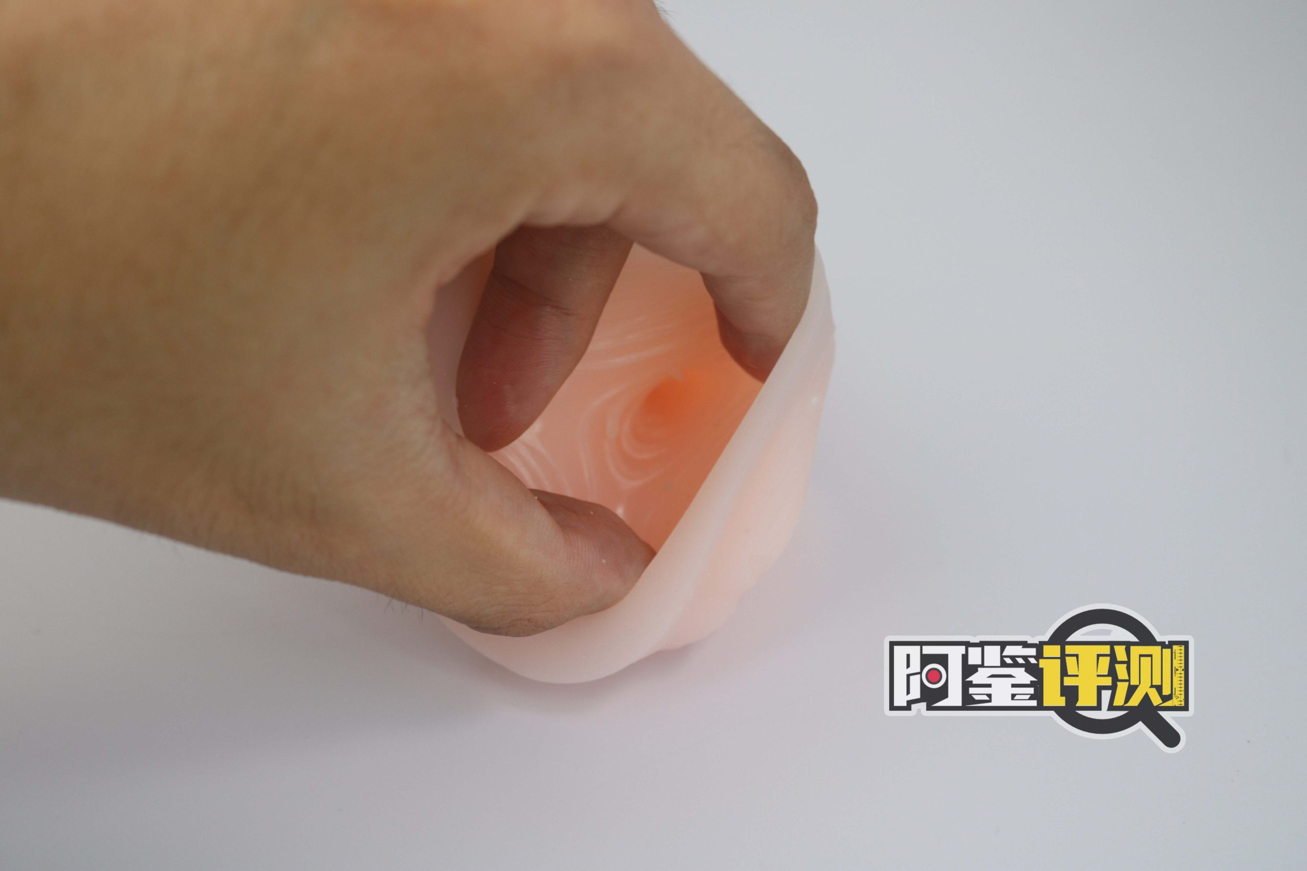 国产没牌子——“人形飞机杯”评测!最考古的一集!阿鉴用过的第一个斐济杯同款!