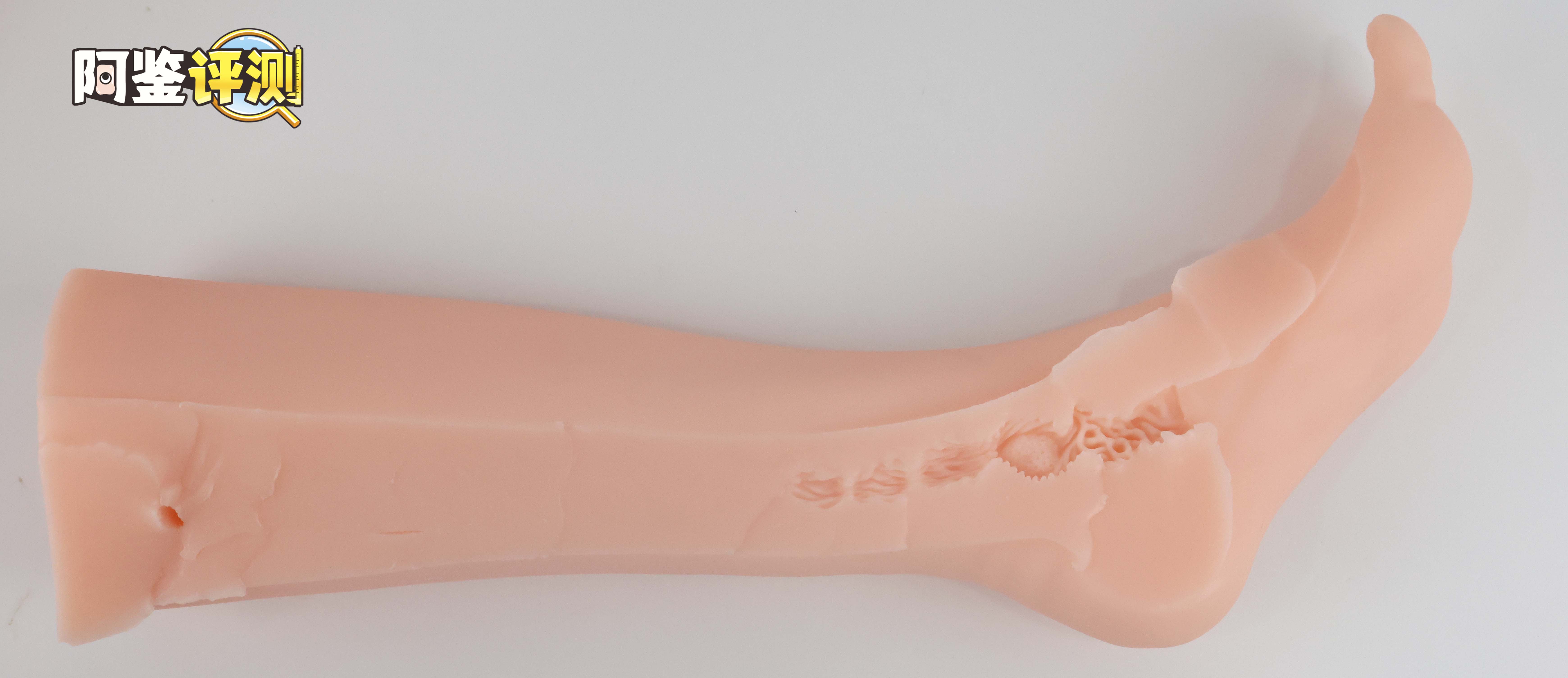 国产大魔王-jiojio评测!足控性癖大满足!难得一个可以使用的“玉足”