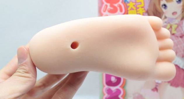 国产大魔王-jiojio评测!足控性癖大满足!难得一个可以使用的“玉足”