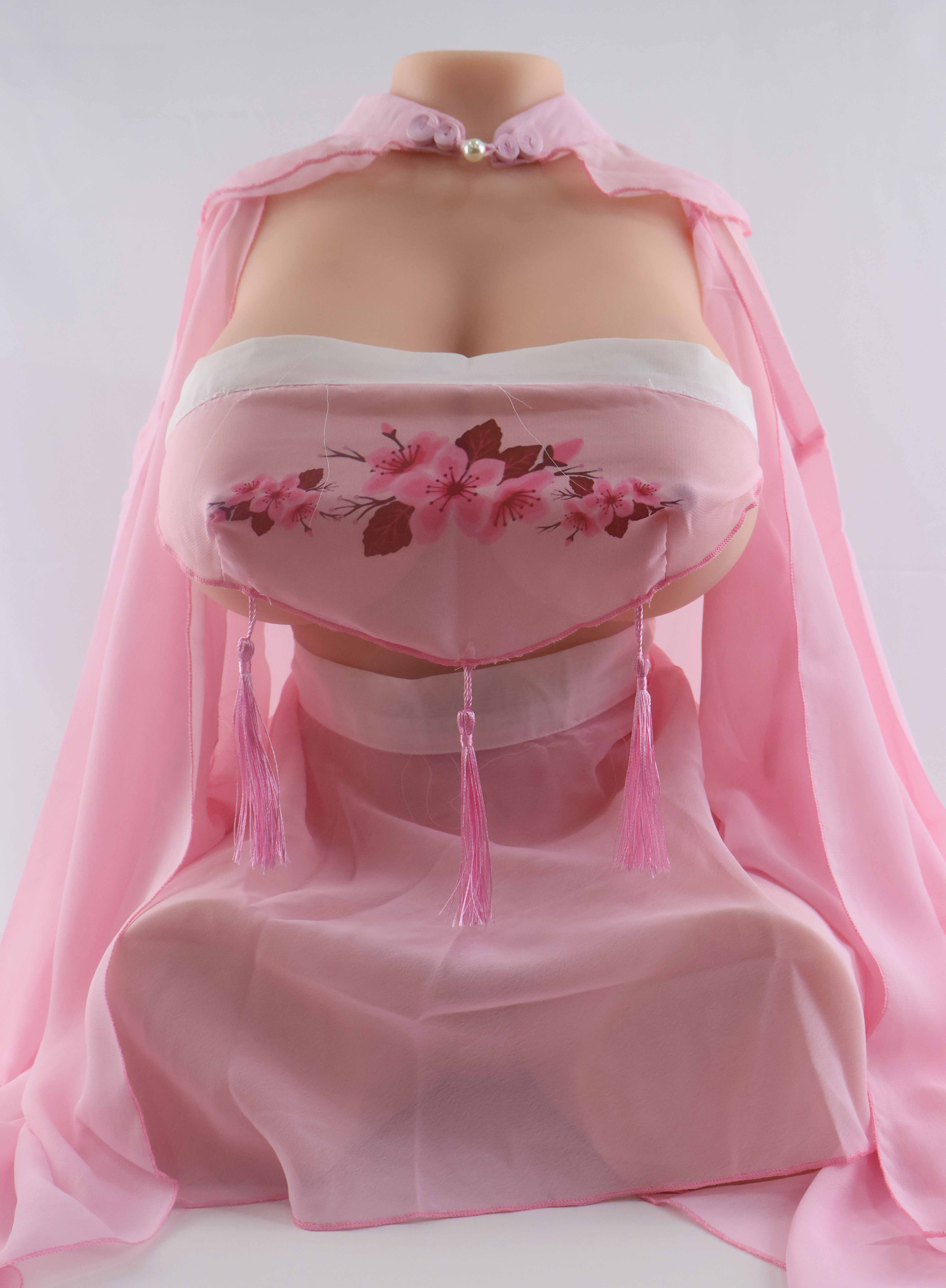 【流量警告】完熟女郎大身体试衣照片(废稿素材)