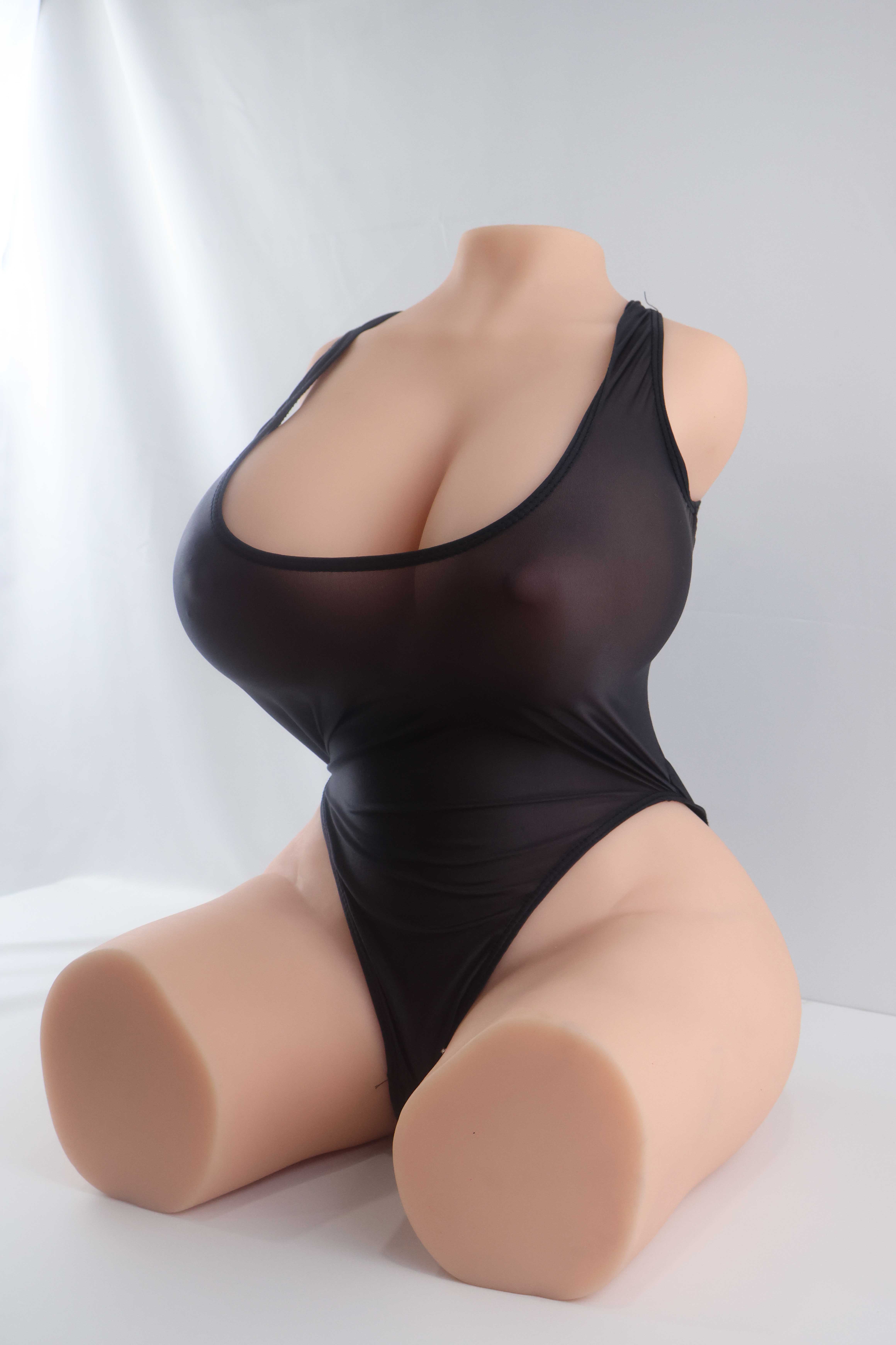 【流量警告】完熟女郎大身体试衣照片(废稿素材)