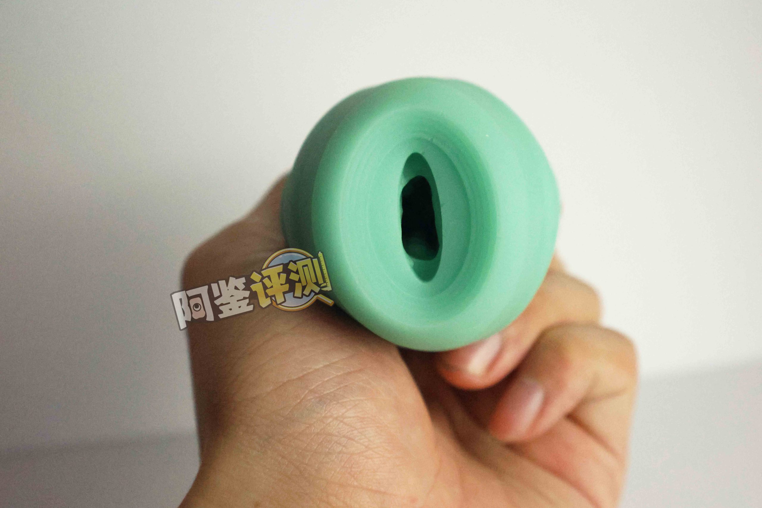 汤玛托易士——“搞笑/联动类飞机杯”大评测!①