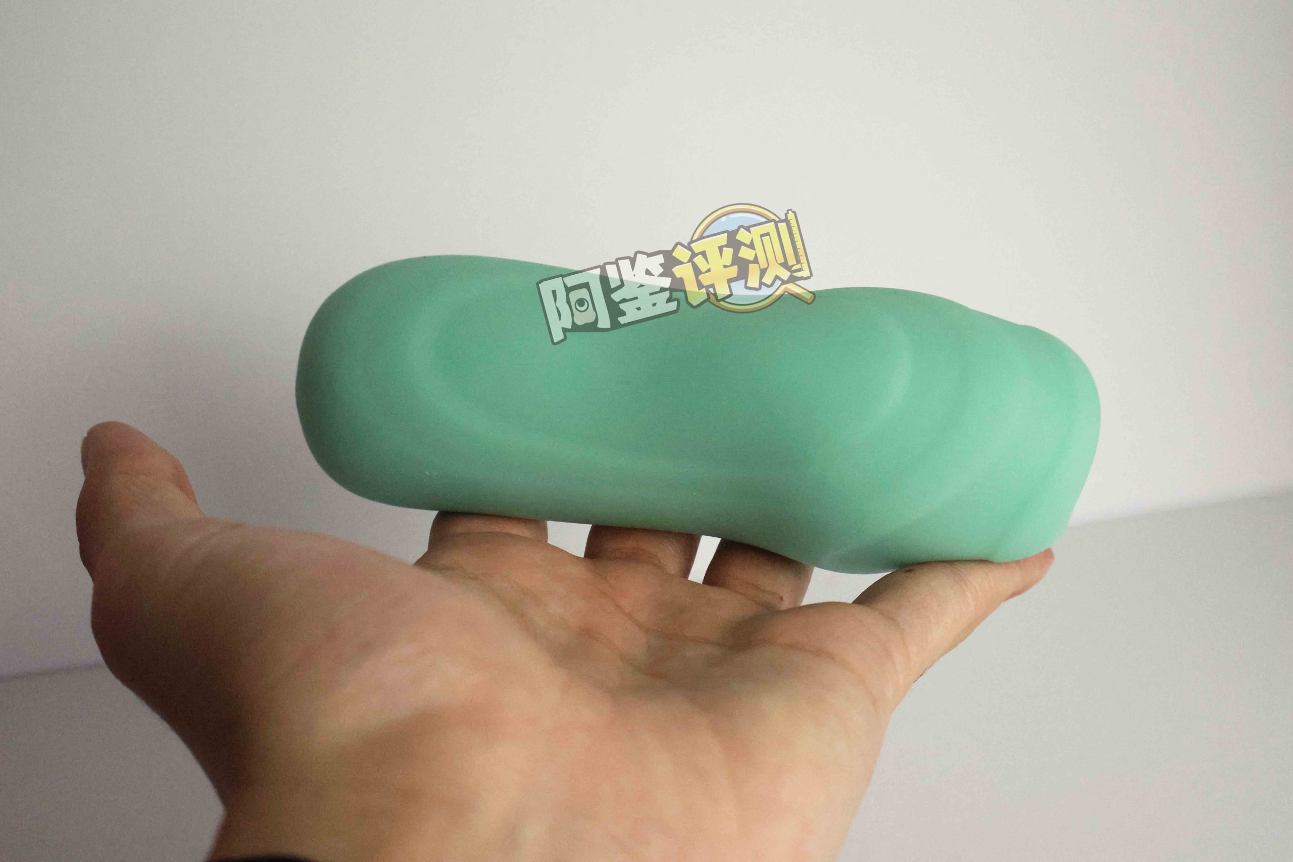 汤玛托易士——“搞笑/联动类飞机杯”大评测!①