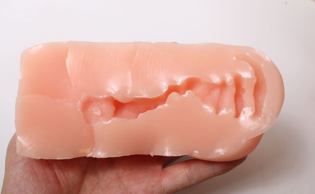 汤玛托易士——“搞笑/联动类飞机杯”大评测!①