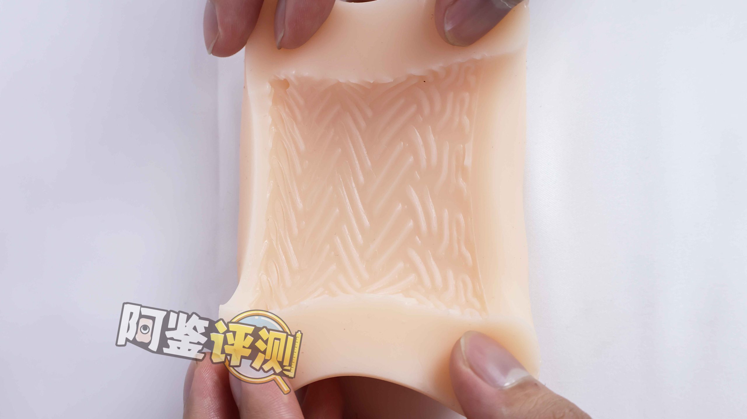 GXP—“口袋魅魔”评测!低克重底配贯通套,体验最贫瘠的飞机杯类型