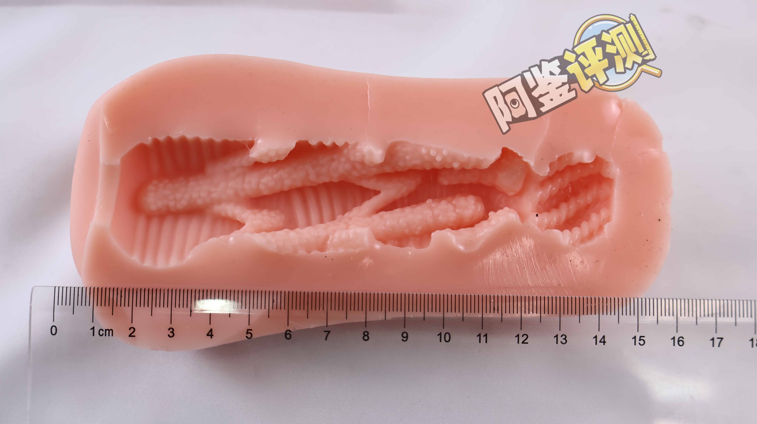 对子哈特—“秘镜欲情”评测!慢于潮流的对子哈特,仍然在保持自己的工匠之心