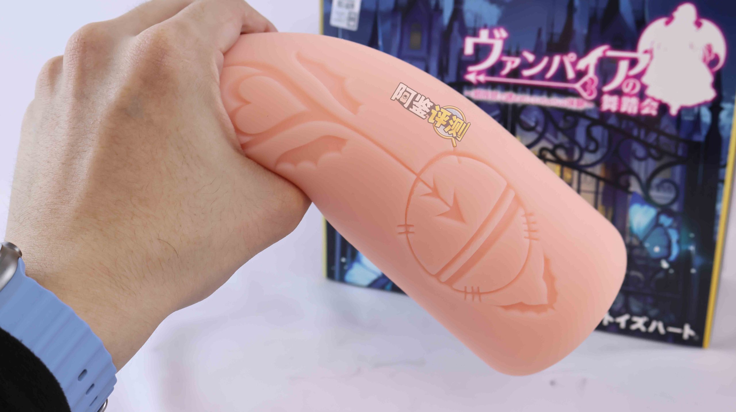 对子哈特——“舞踏会”评测!难以理解的古怪设计,像是礼盒中的月饼一样华而不实