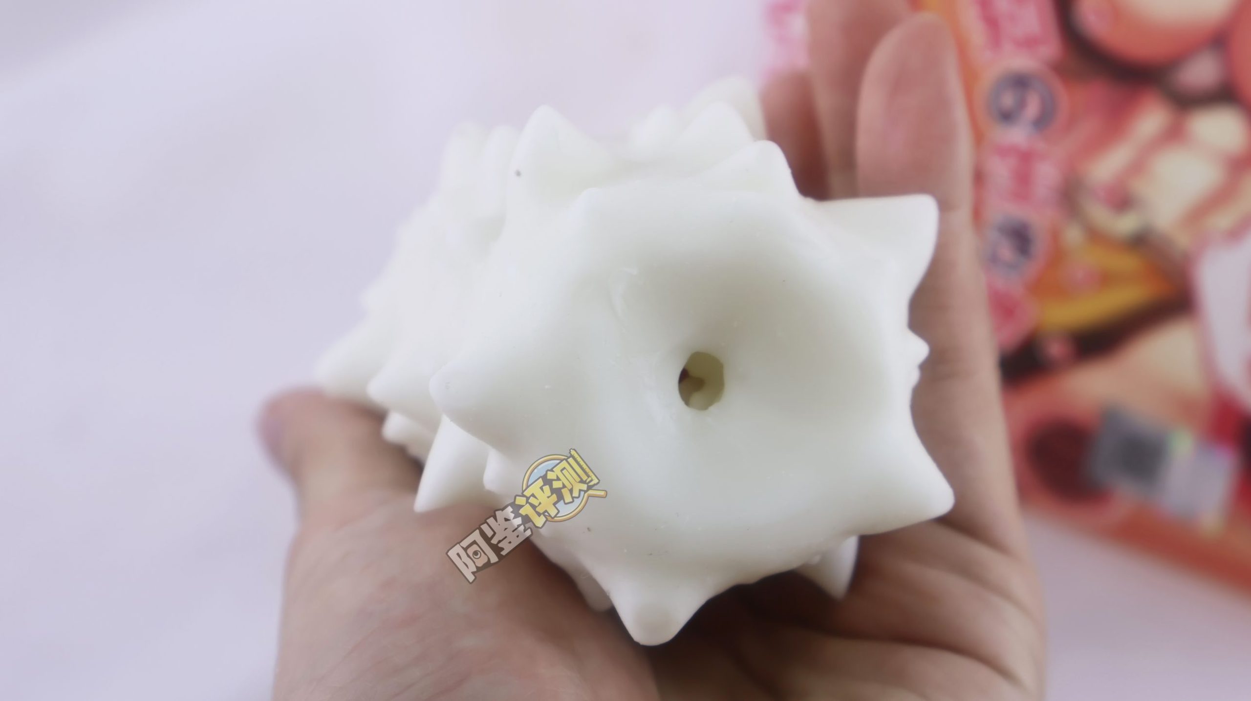 国产大魔王——“白丸”评测!虽然外形手感非常奇怪,但通道的剐蹭感不错