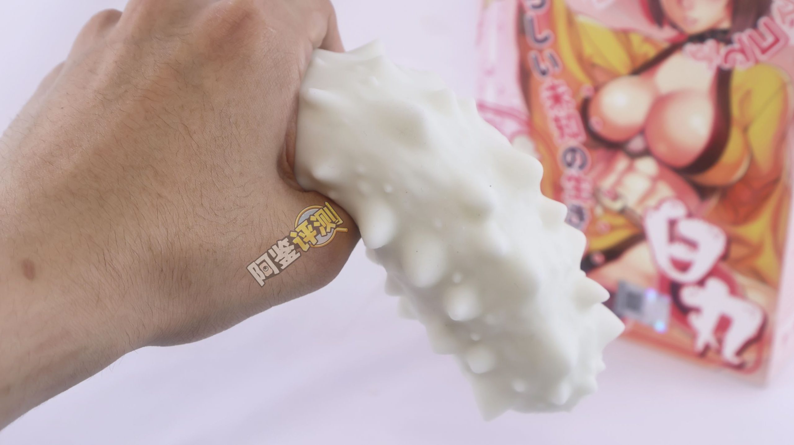 国产大魔王——“白丸”评测!虽然外形手感非常奇怪,但通道的剐蹭感不错