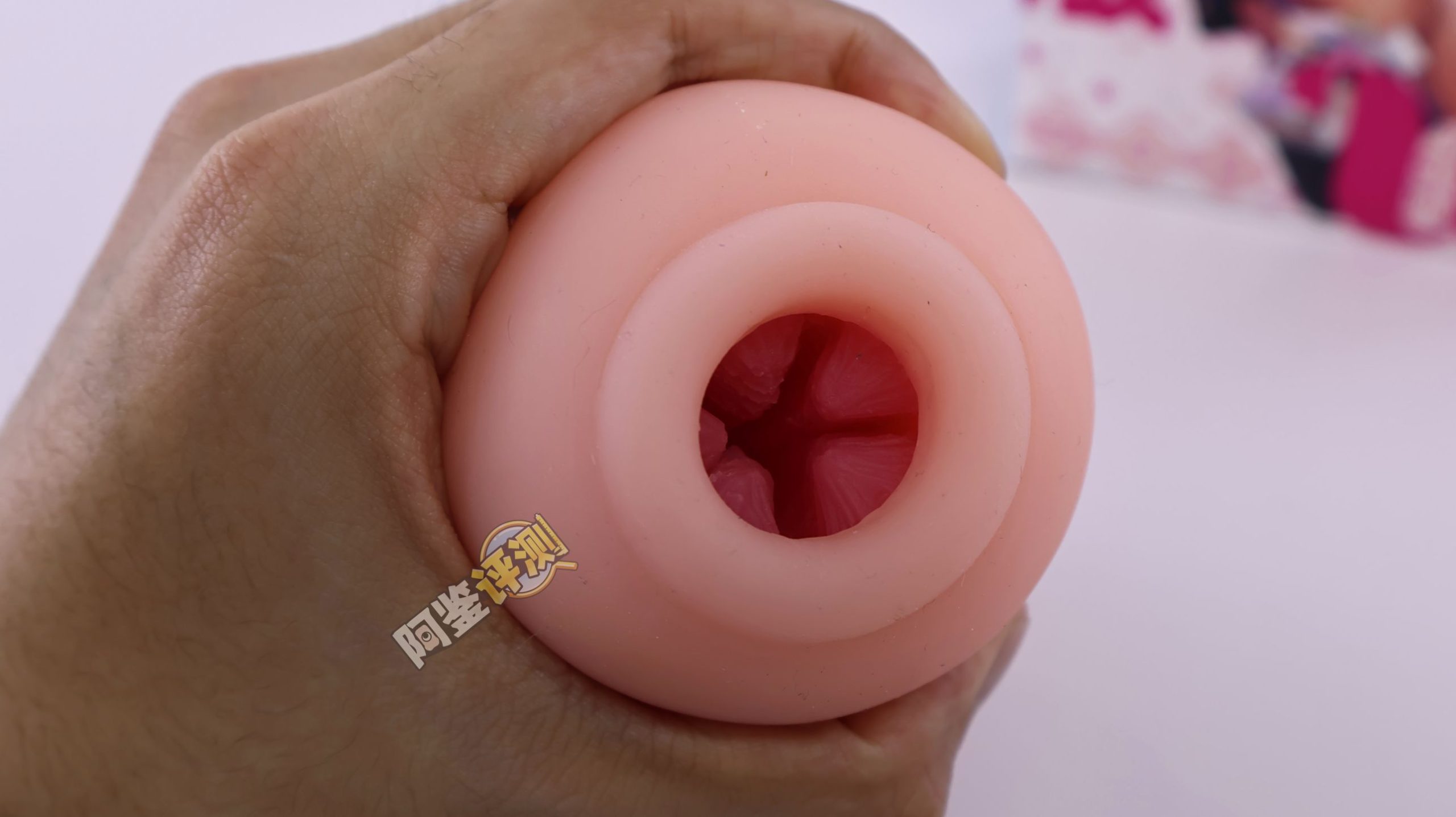 火炮——“高级大小姐的潜力W”评测!不能动的硬质肉脊结构,用起来感觉像被叉住了一样.....