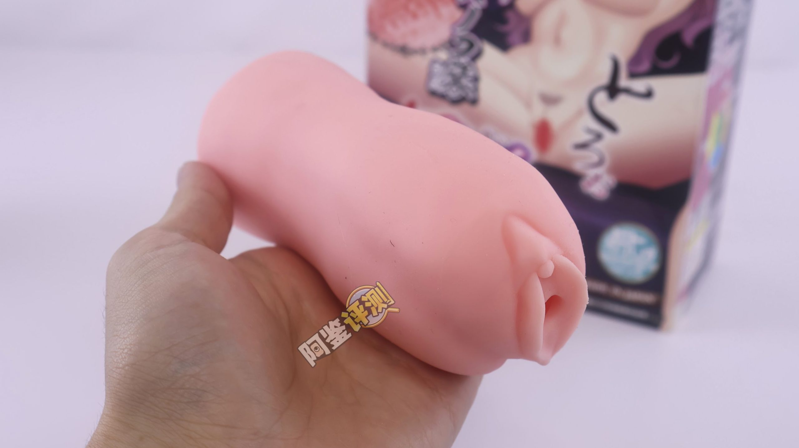 对子哈特——“性感圣经”评测!同样的双面结构,在不同材料体验下居然完全不同