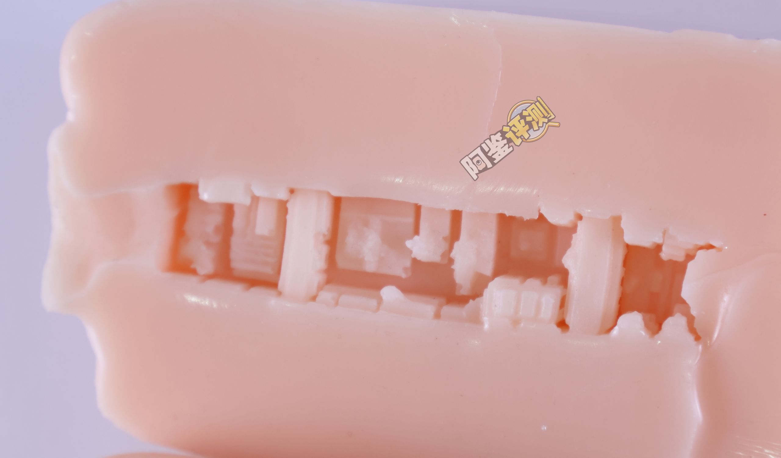 汤玛托易士——“雏宫病院”评测!“运输船”一样的层叠方块,有机胶体中有种机械的无机感