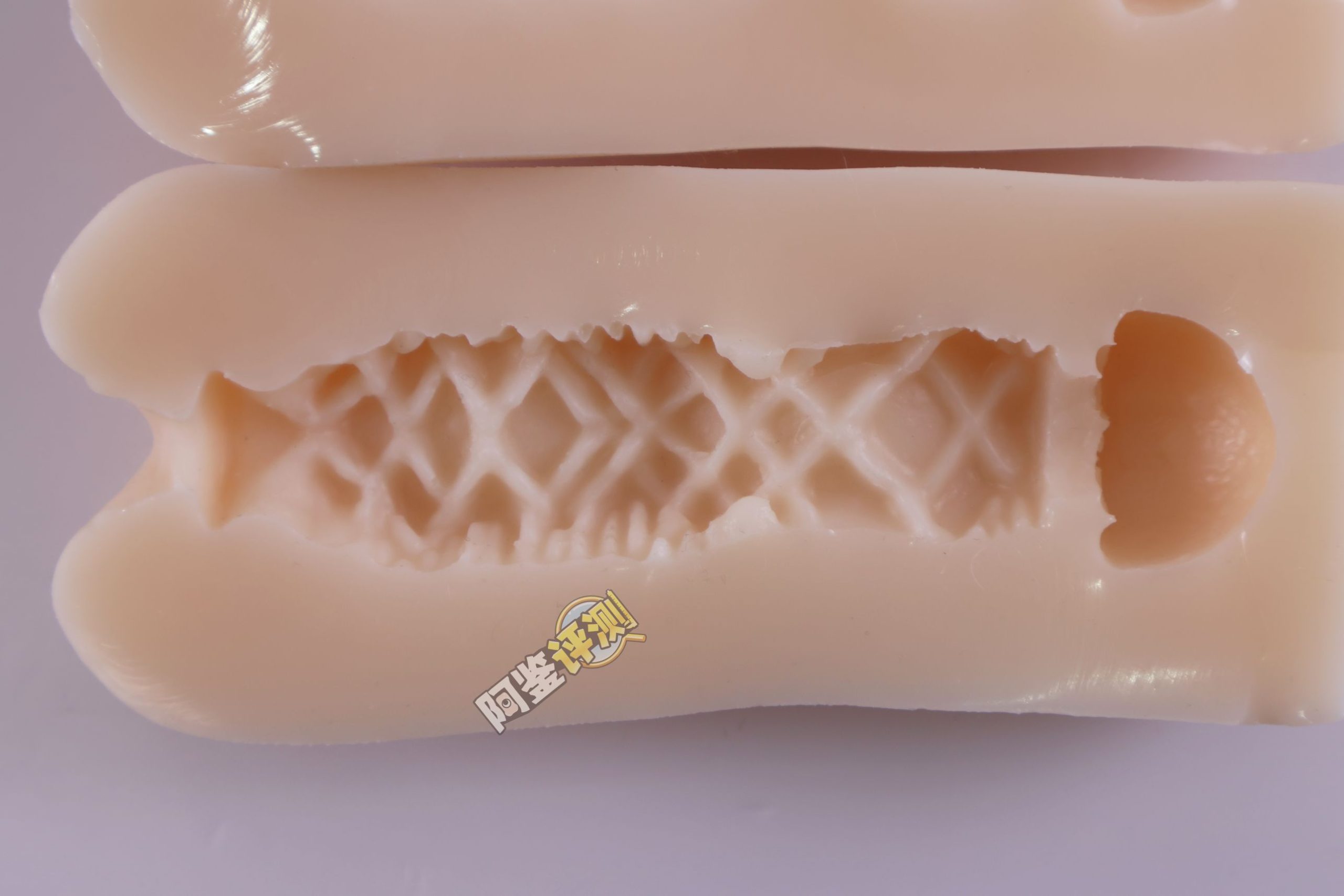 汤玛托易士——“温柔寝取”评测!看着很low的样子,居然有如此特殊的剐蹭感!