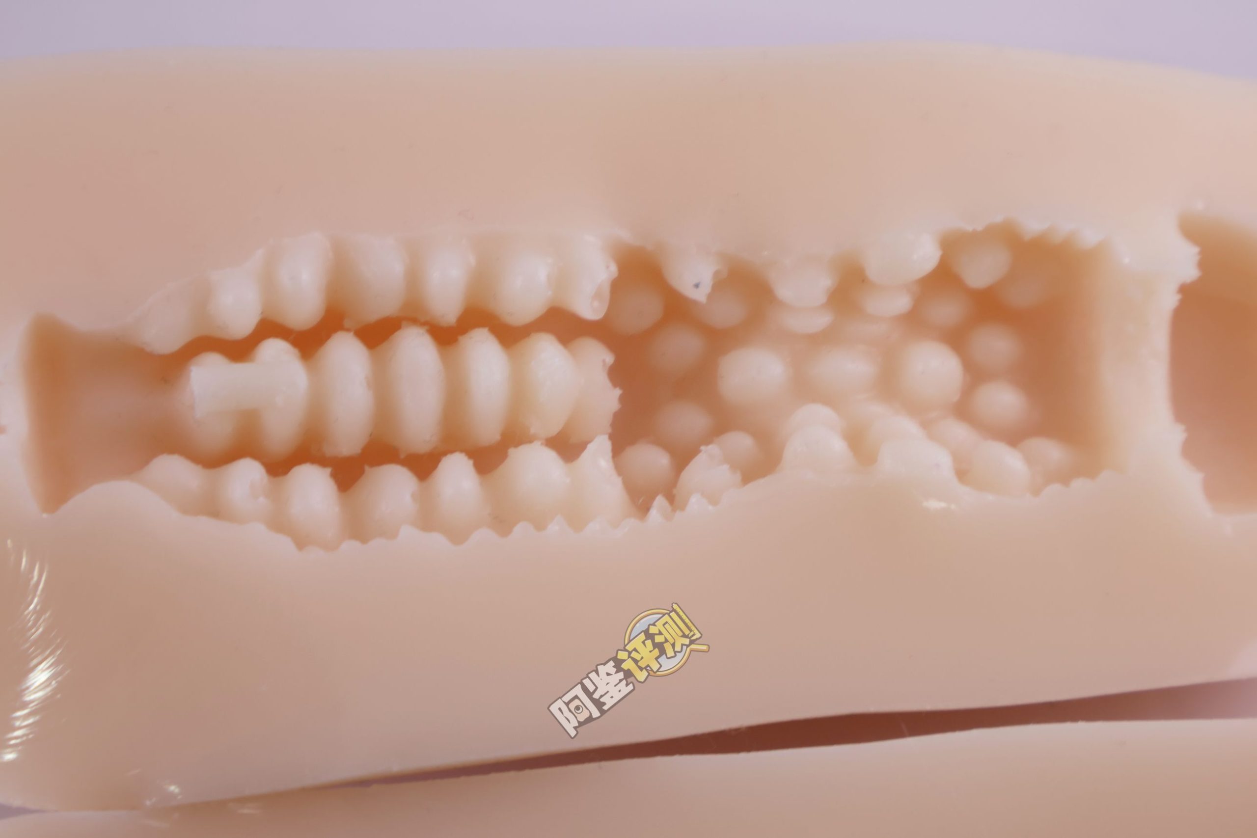 汤玛托易士——“温柔寝取”评测!看着很low的样子,居然有如此特殊的剐蹭感!