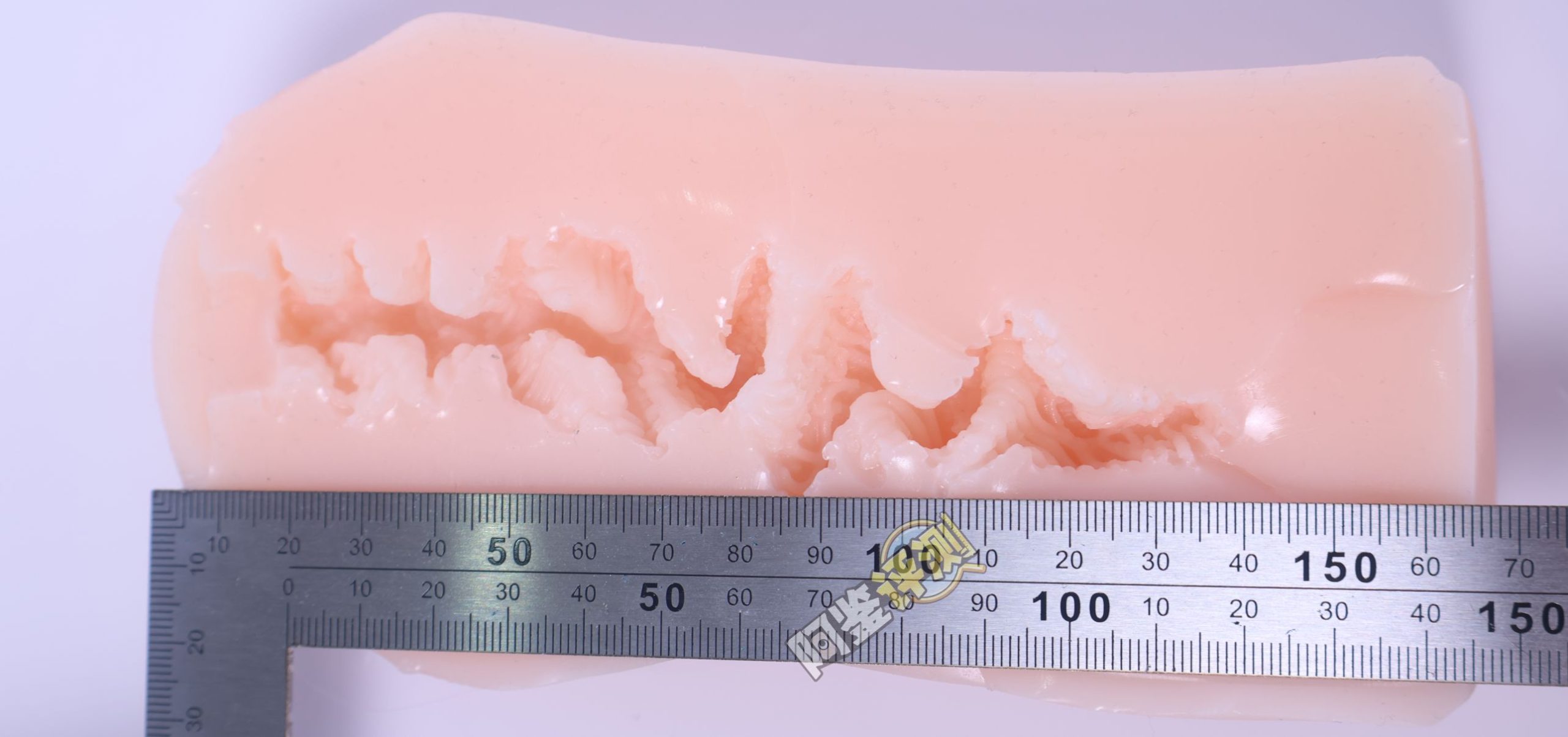 汤玛托易士——“退学魔王”评测!异形巢穴一样的表面结构,实际感受却是自然的真实感?