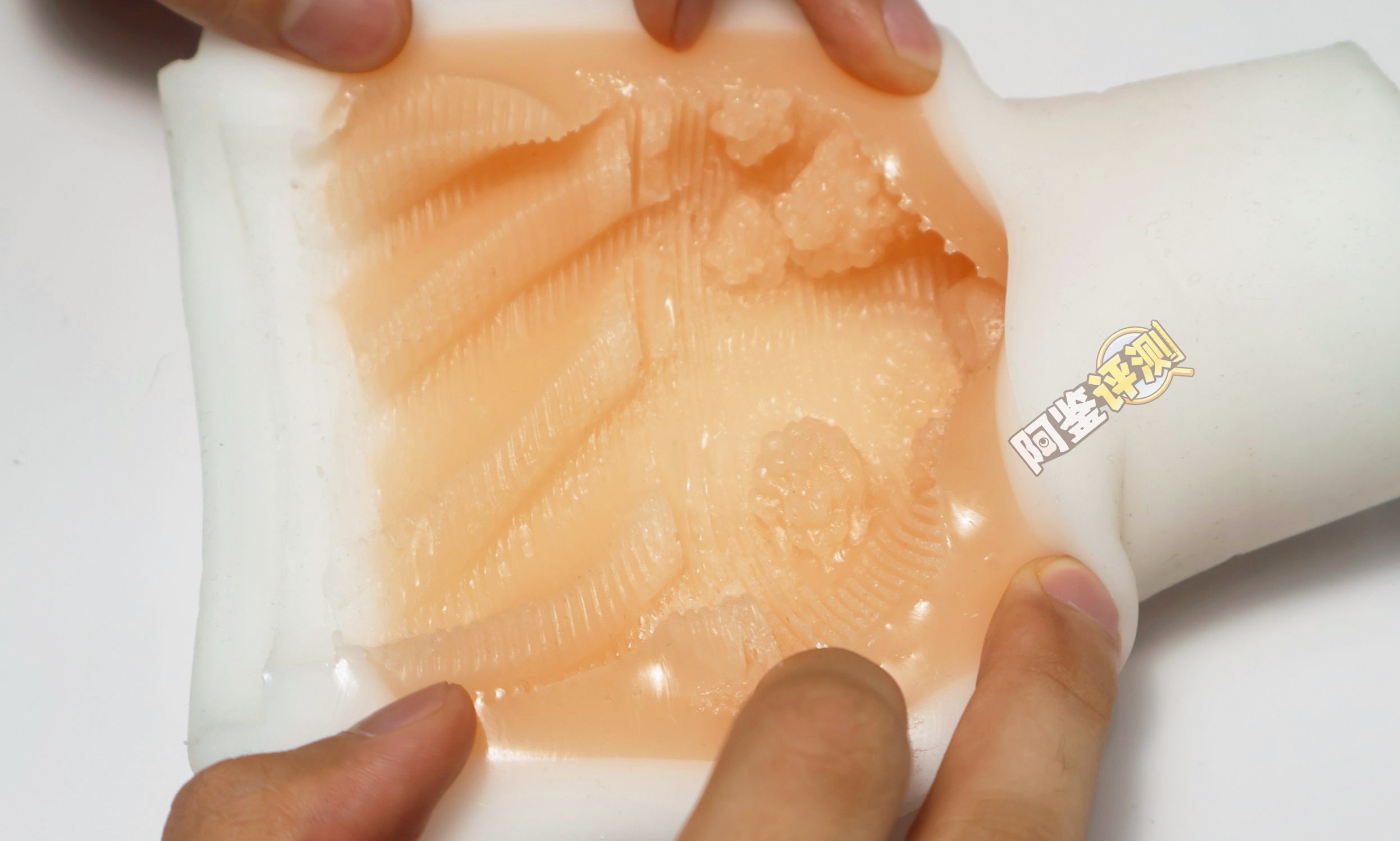 火炮——“圣女狩宴”评测!两只神兽盘踞在内的奇怪设定......不过体验还是足够好使