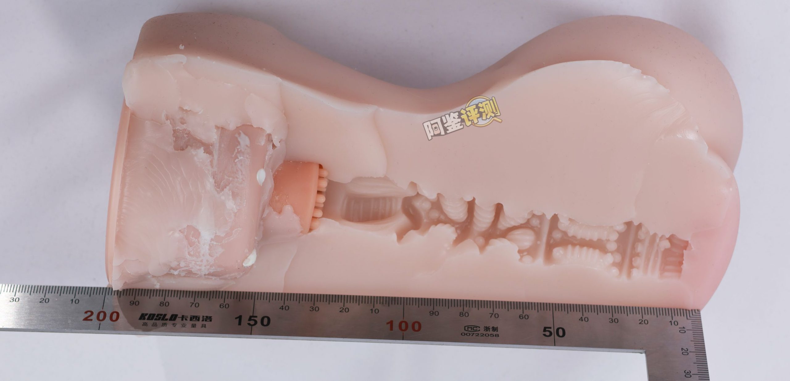 趣网COC——“YU酱”评测!大克重的吮吸电动杯,通道末端的奇怪吸气口