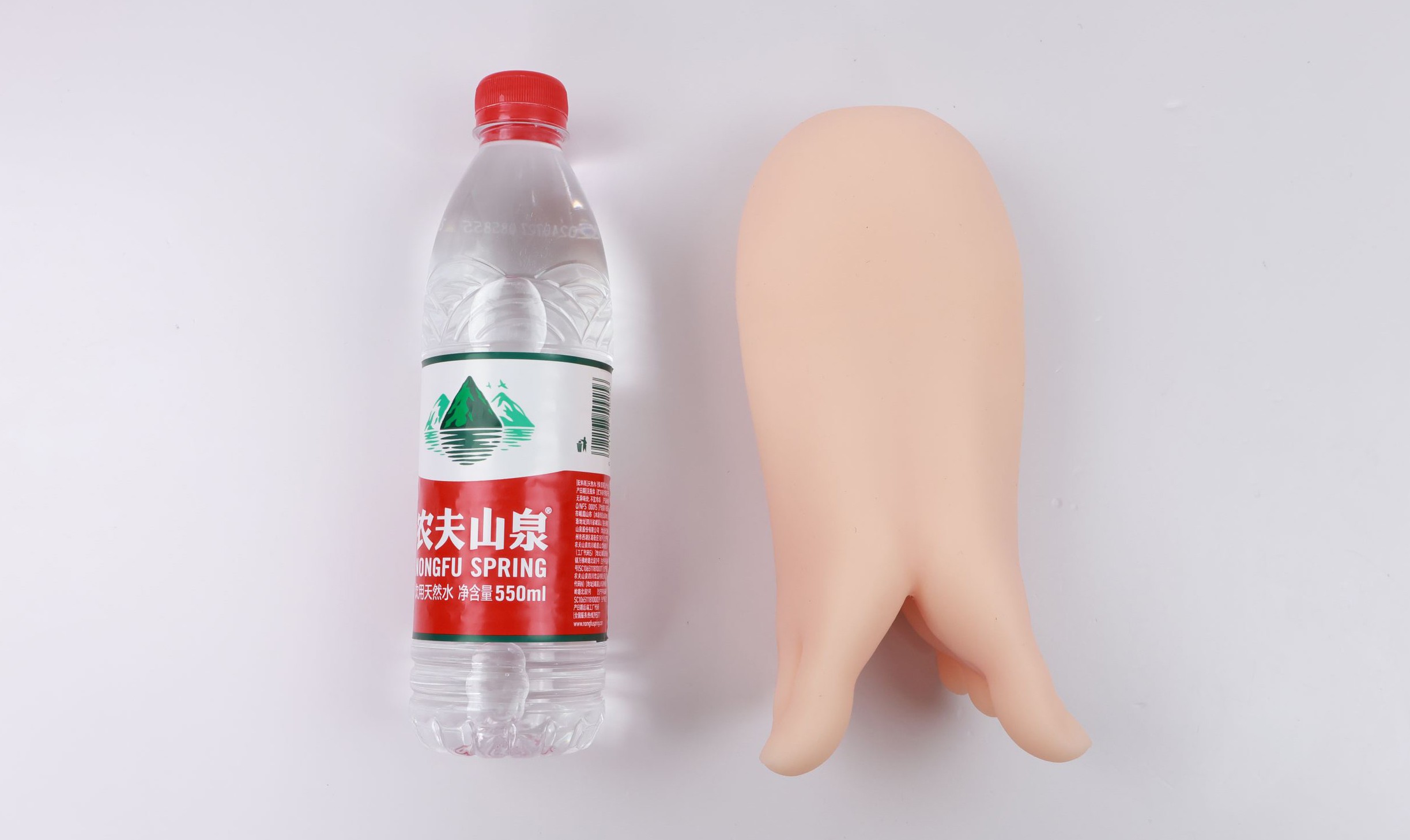 LoveFactor——“玉足拷问”评测!抽象古典设计重新复活,足交还是太难在倒模中复刻了....