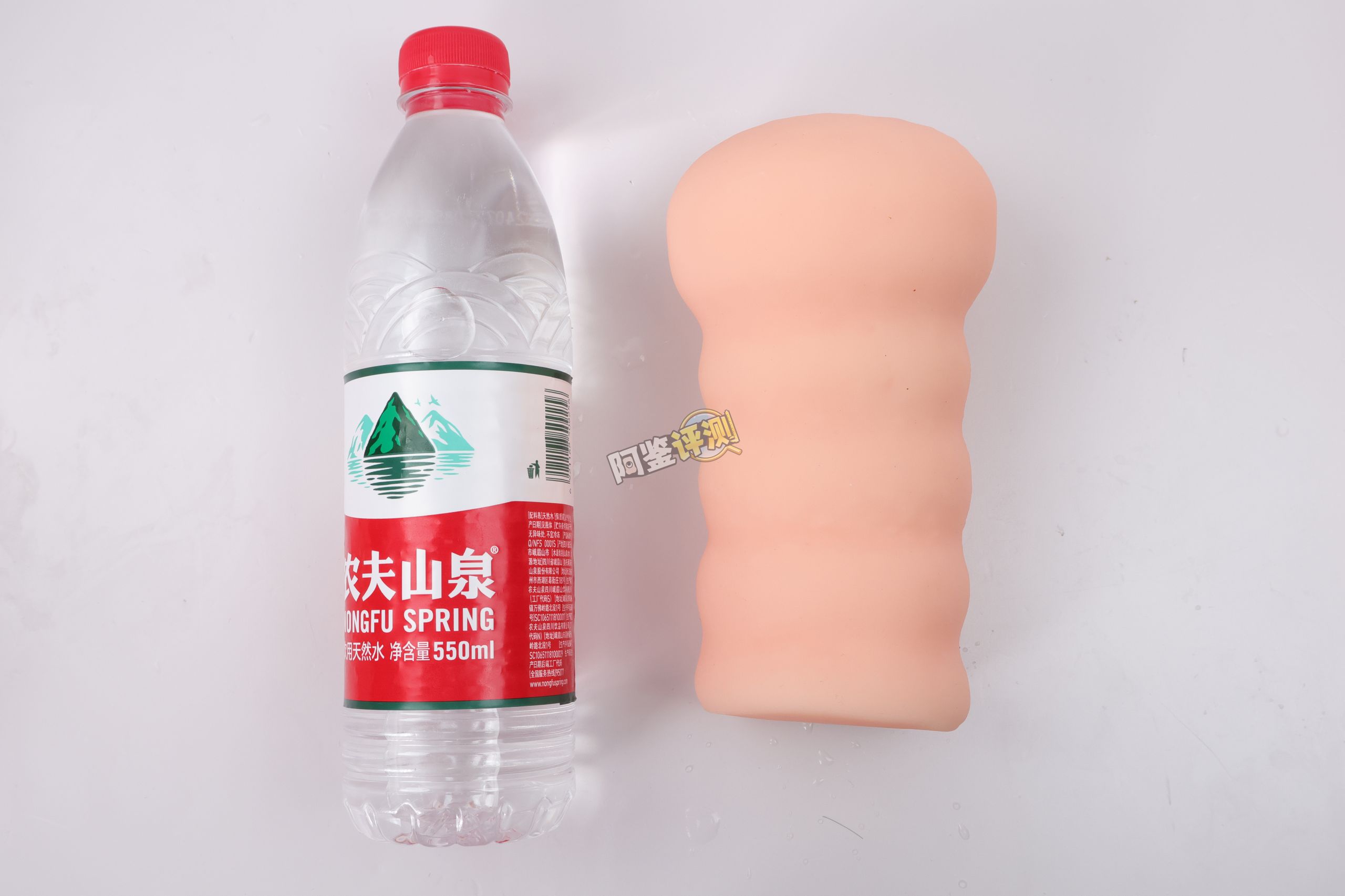 汤马托易士——“AIV NO.06”评测!大舌头很有新意,但软胶外形问题也很大