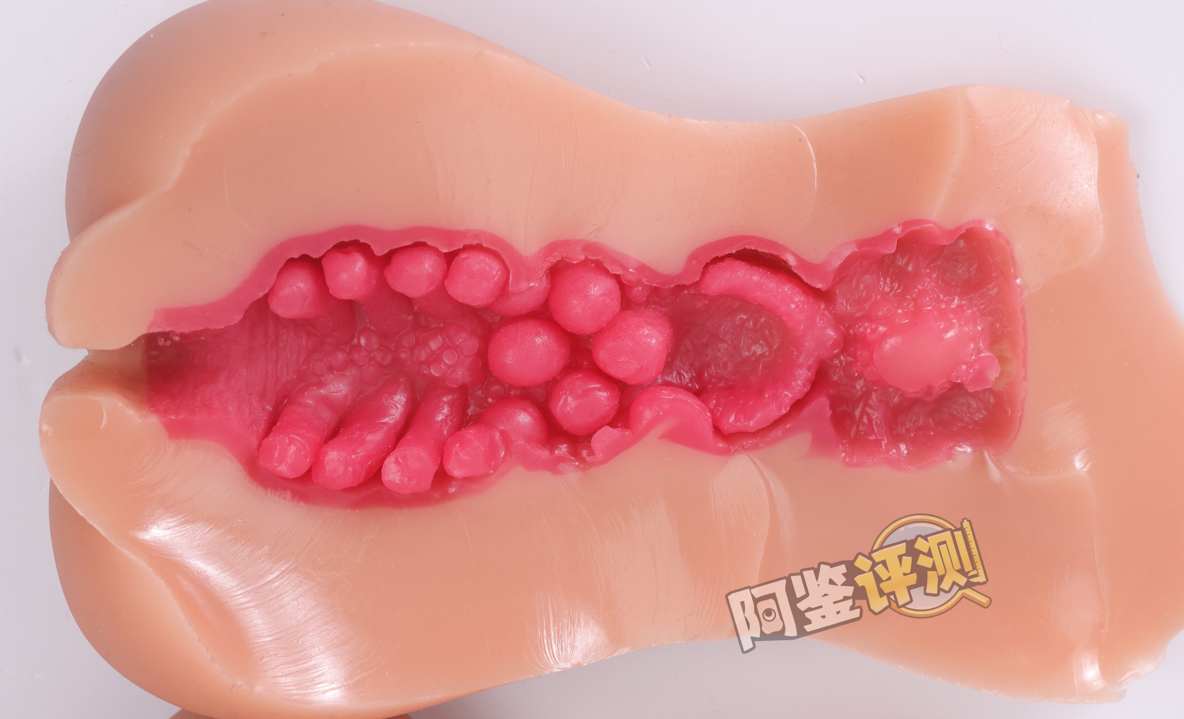 魔眼——“蠢GAL”评测！观感猎奇夸张的“肋骨形”咬合结构，但我用着真的没啥感觉....