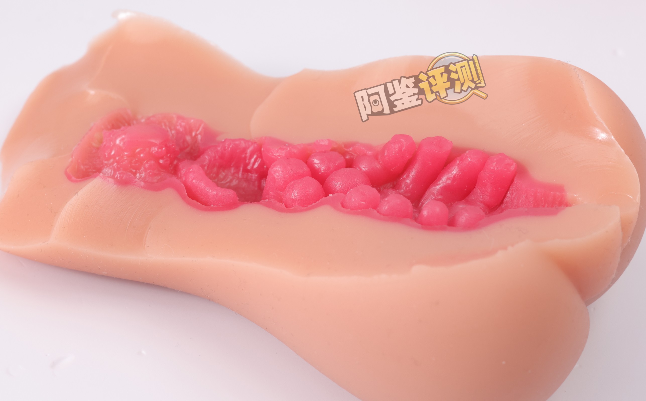 魔眼——“蠢GAL”评测！观感猎奇夸张的“肋骨形”咬合结构，但我用着真的没啥感觉....