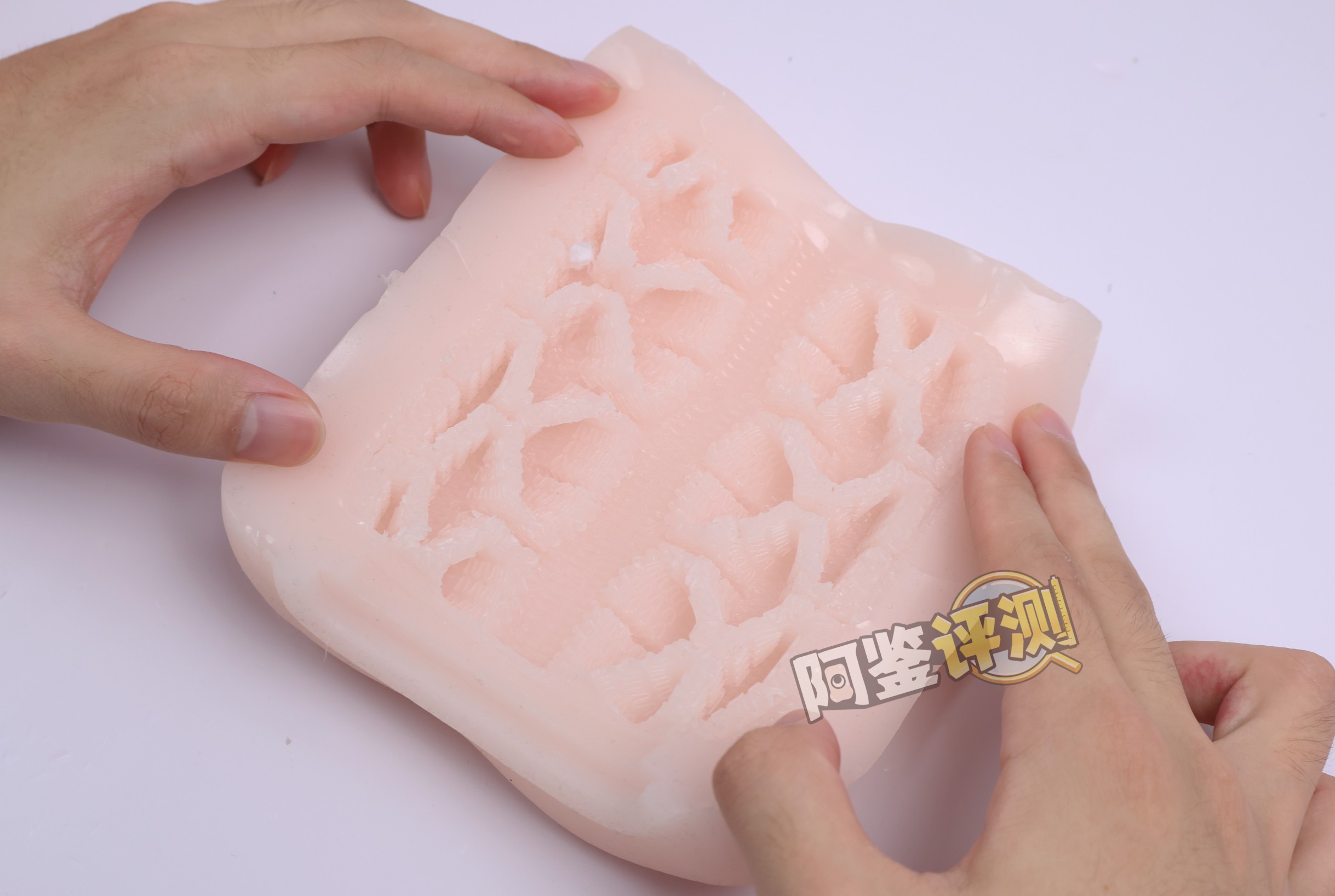 火炮——“寝取深淋巴按摩”评测!半松半禁,半厚半薄的W形结构,确实很适合长时间“按摩”