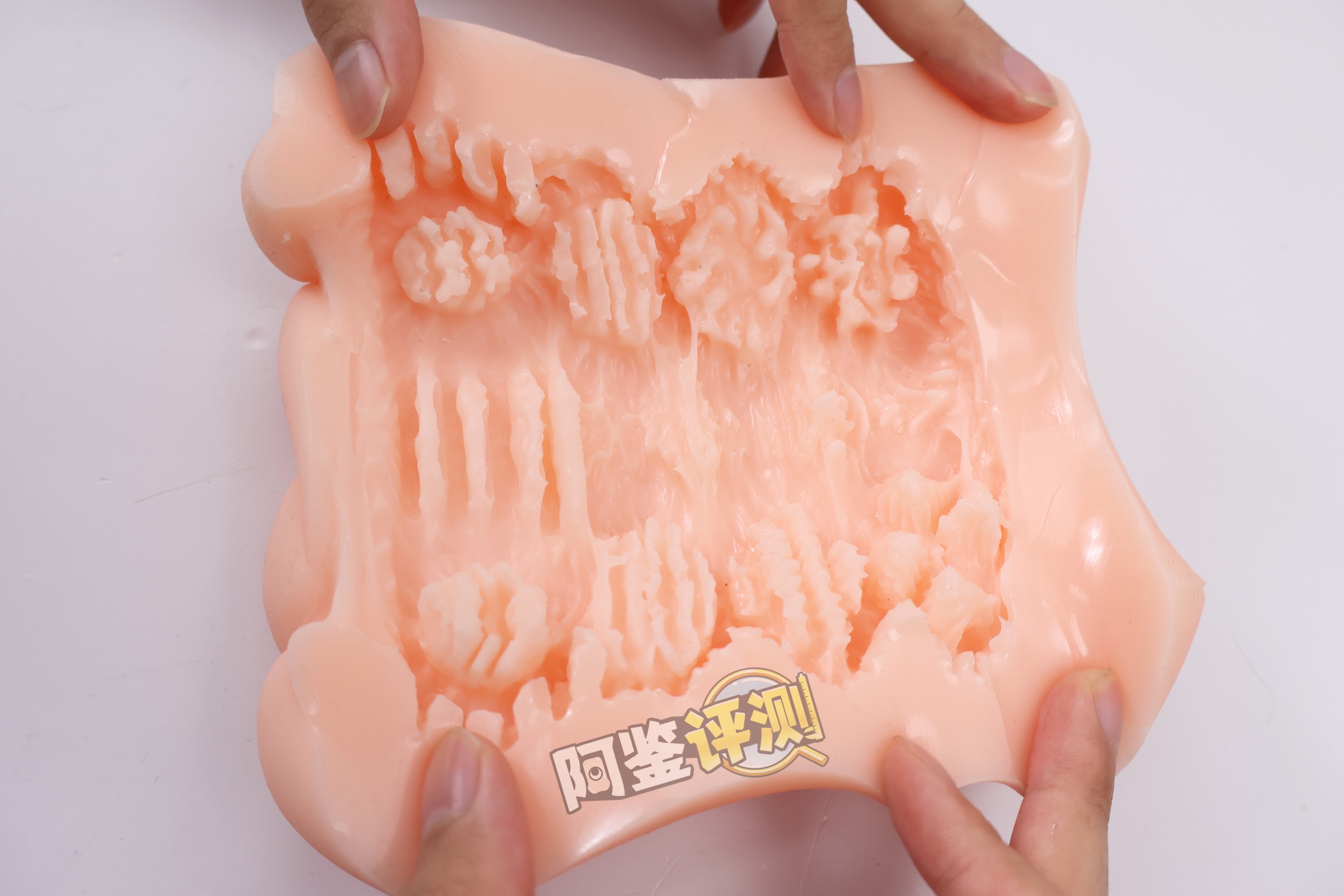 汤马托易士——“AIV-NO.09”评测!猎奇难用还是爽快软榨?TENGA gravity的“劣化版”