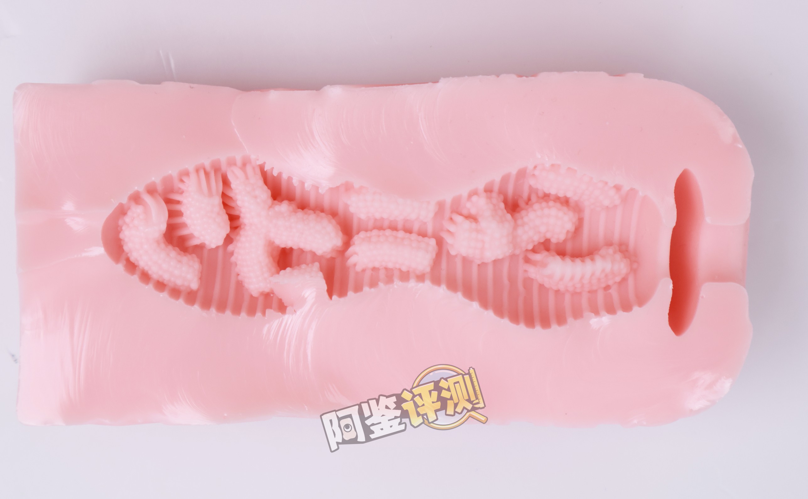 对子哈特——“ 梦幻术士”评测!似曾相识的杂乱感,这系列招牌的真空感已经消失不见了...