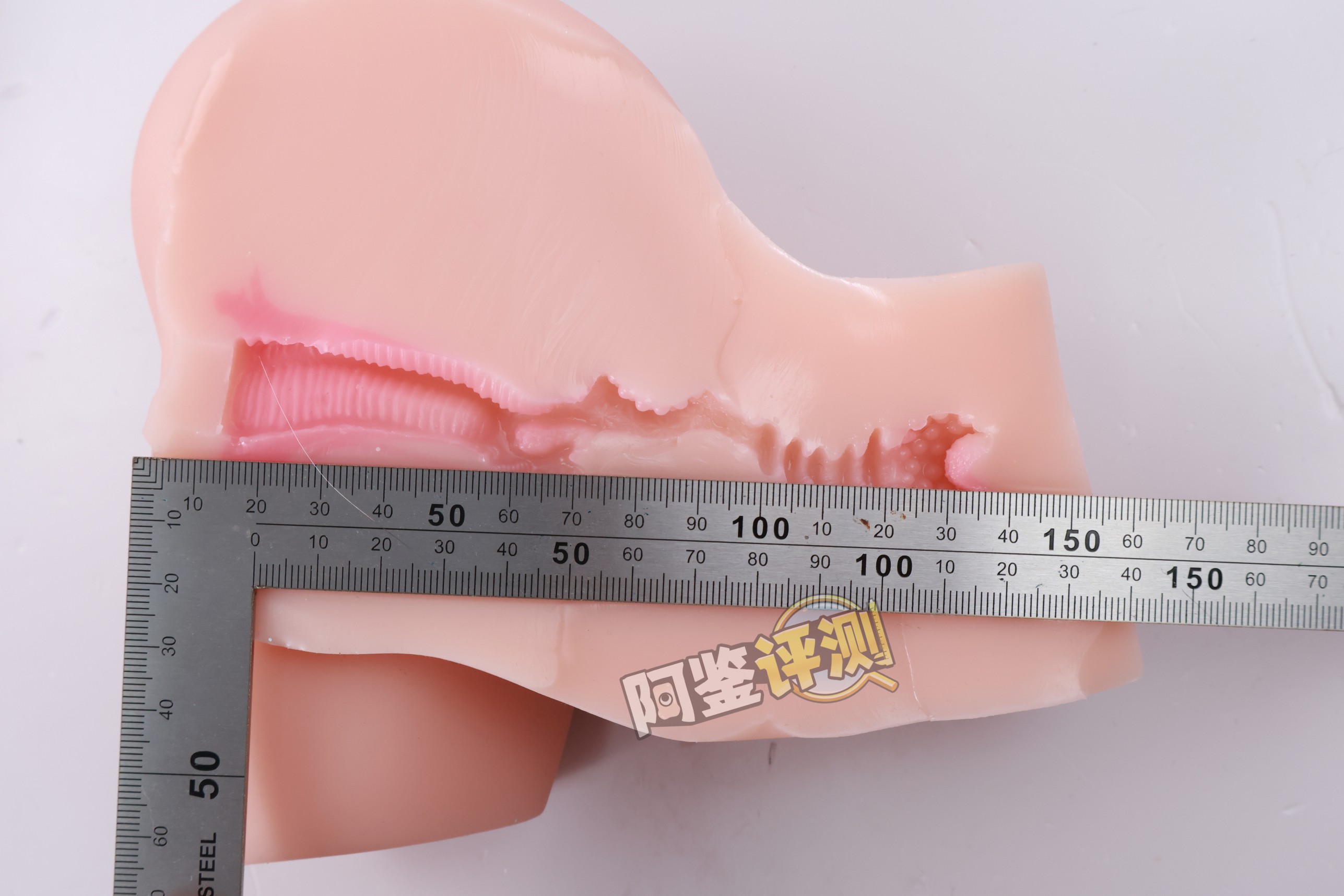 GXP——“兔仆长”评测!猎奇的双子宫小兔几,带腿造型的杯子是怎样体验?