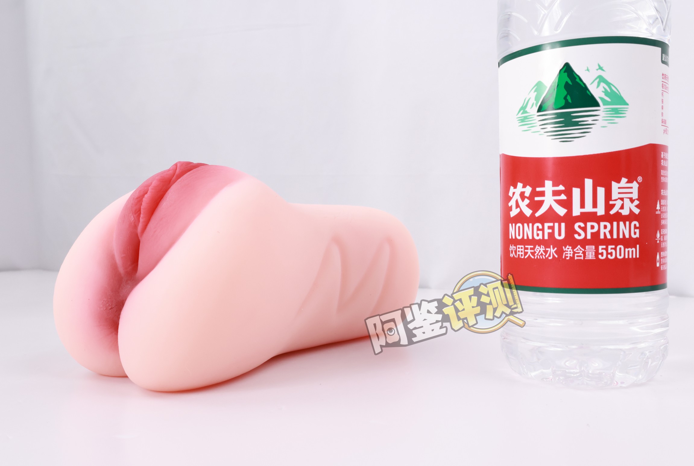 迷姬——“绯色回想—莉莉丝”评测！二次元手游联动飞机杯？竟然还有噱头拉满的破处设计...