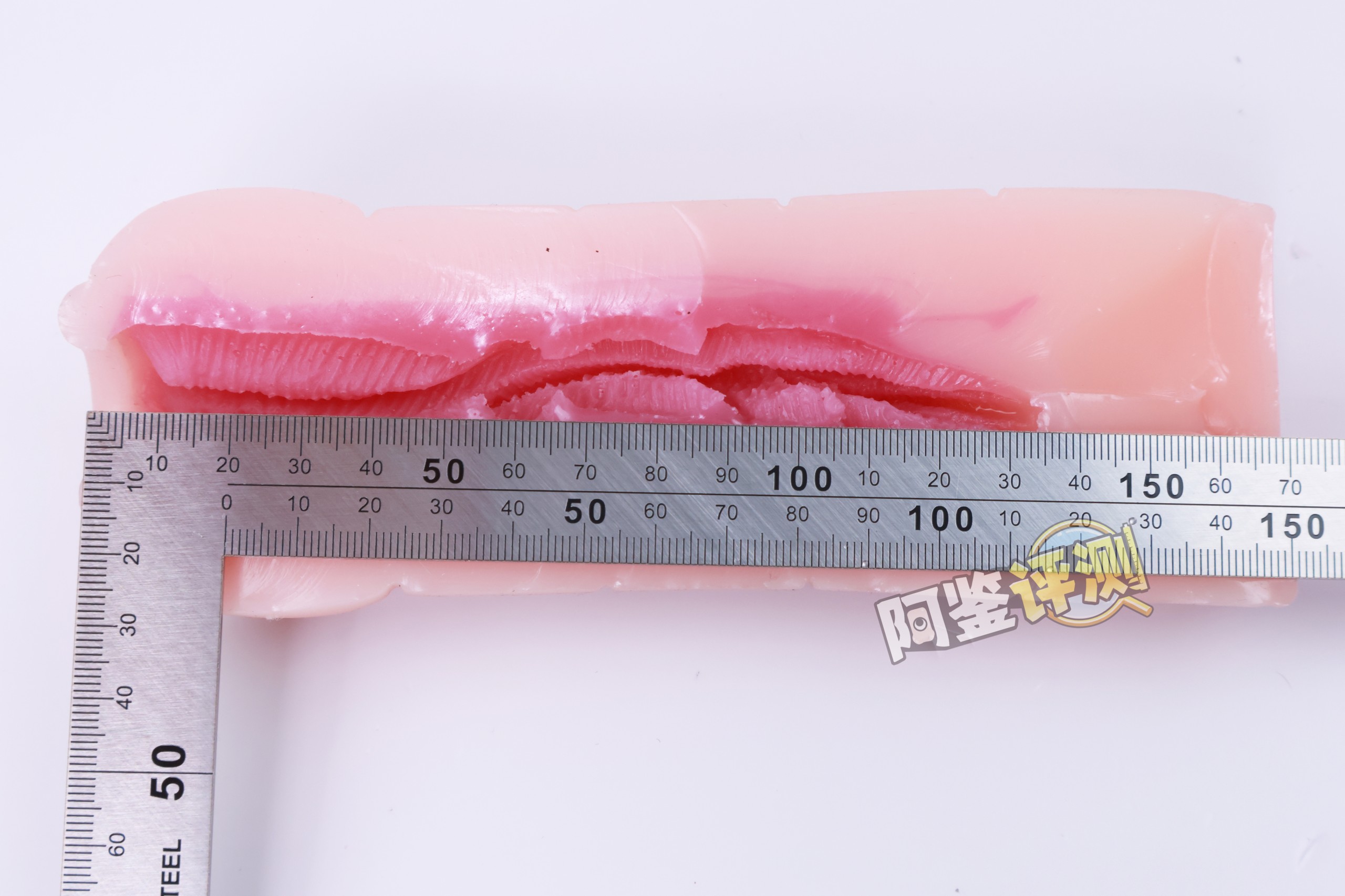 火炮——“高级大小姐的潜力W”评测!不能动的硬质肉脊结构,用起来感觉像被叉住了一样.....