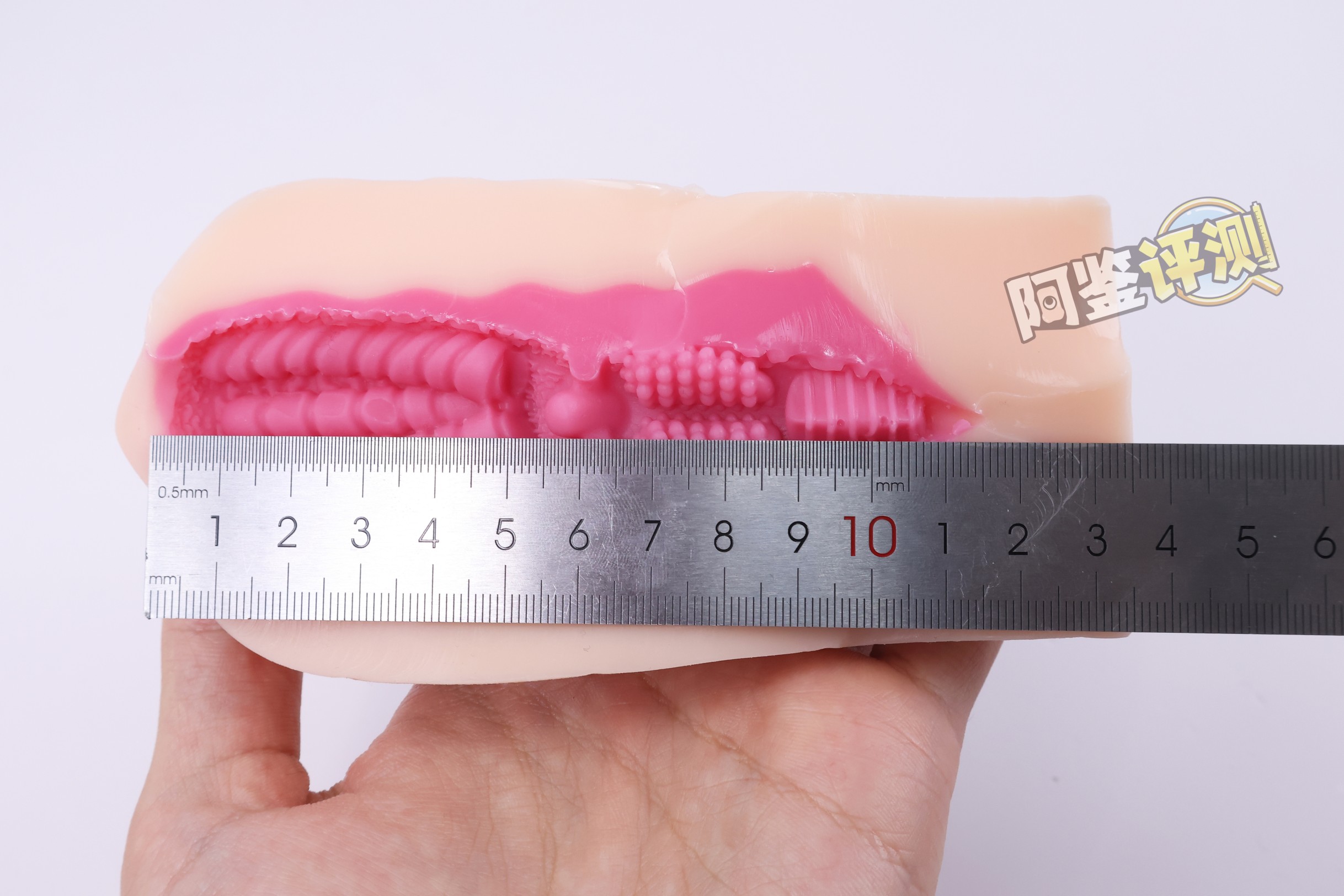 对子哈特——“菲拉”评测!做得虽然认真,但既没有口交的感觉,也没有刺激的感觉.....