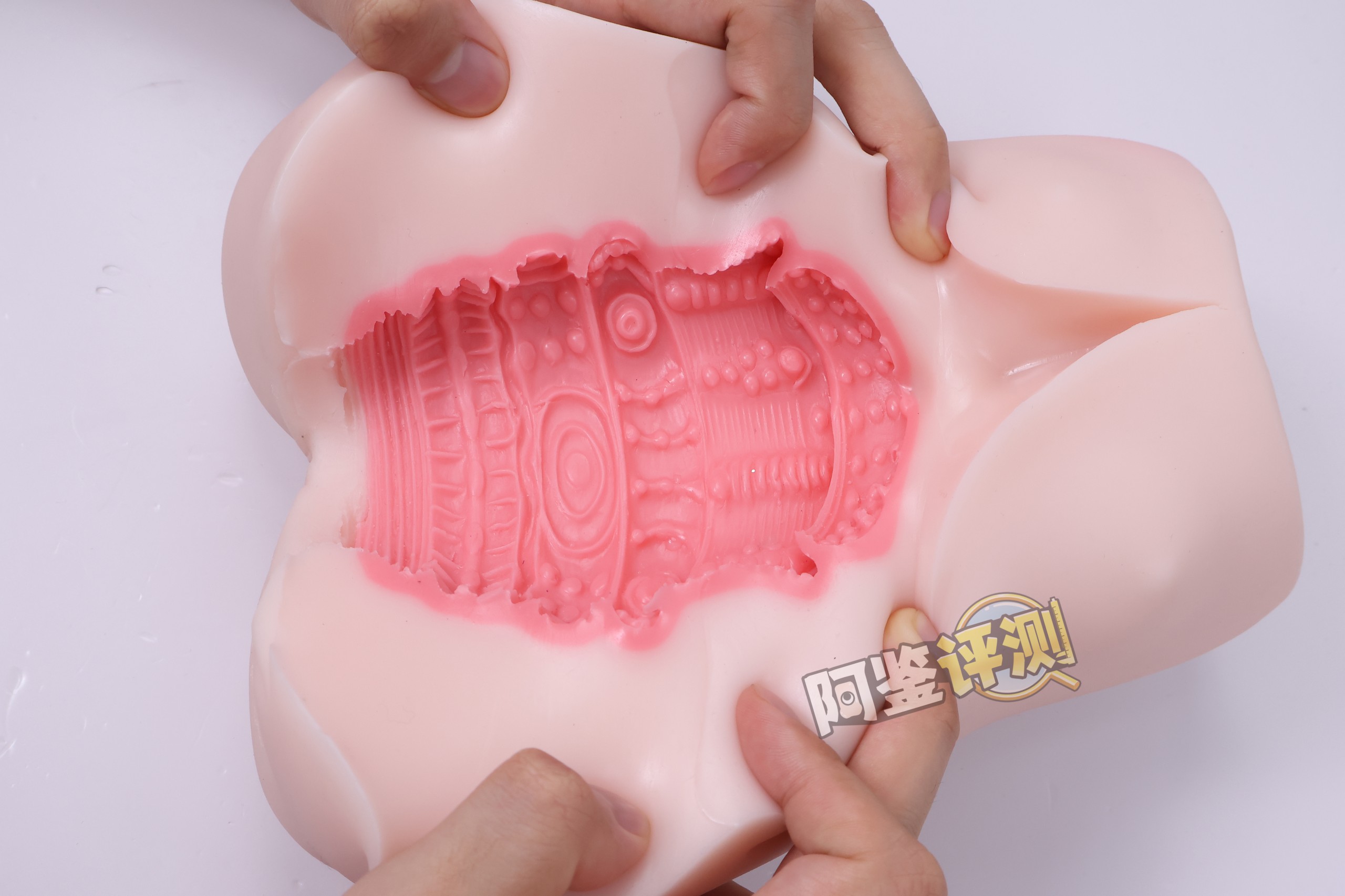 YOKUBOU——“贫乳兔娘”评测!通道体验很弱但重量拉满,方正小身体类别的高配版本!