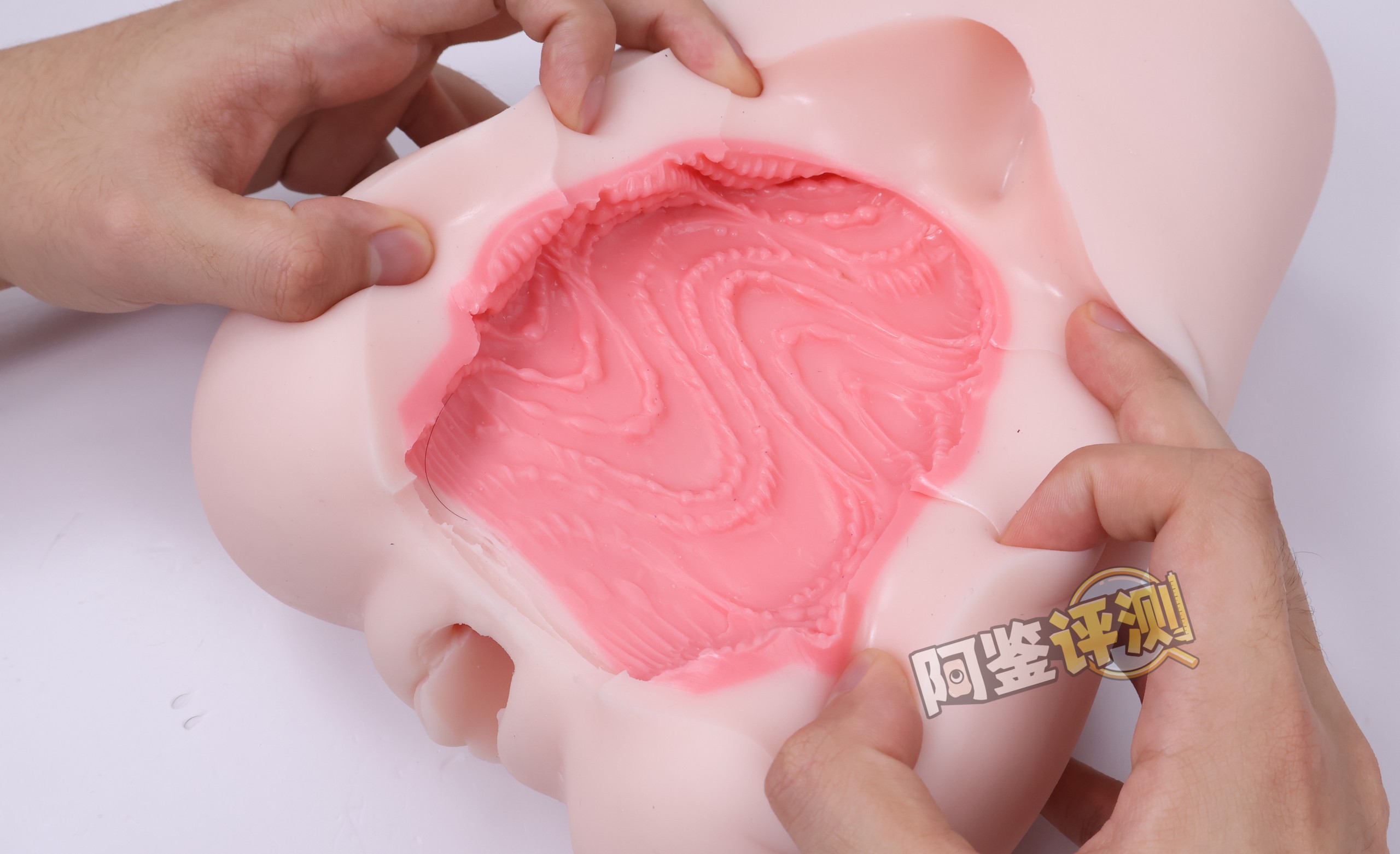 YOKUBOU——“贫乳兔娘”评测!通道体验很弱但重量拉满,方正小身体类别的高配版本!