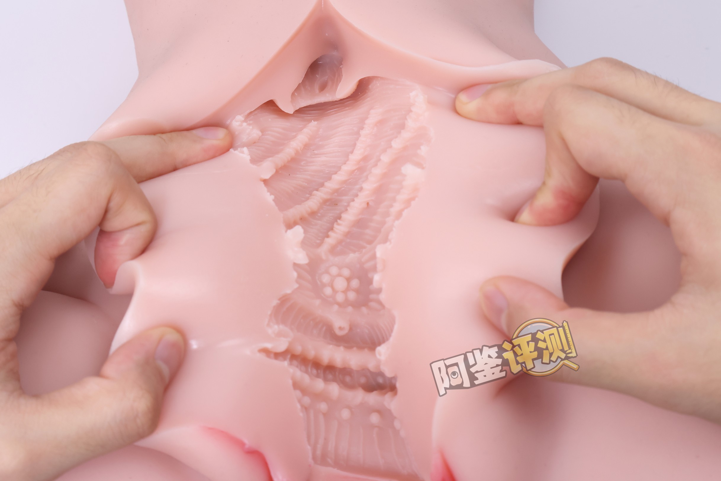 BONMOR——“美骨柔姬”评测!超级真实的肋骨握持感,但腿部和通道设计糟糕到难以相信