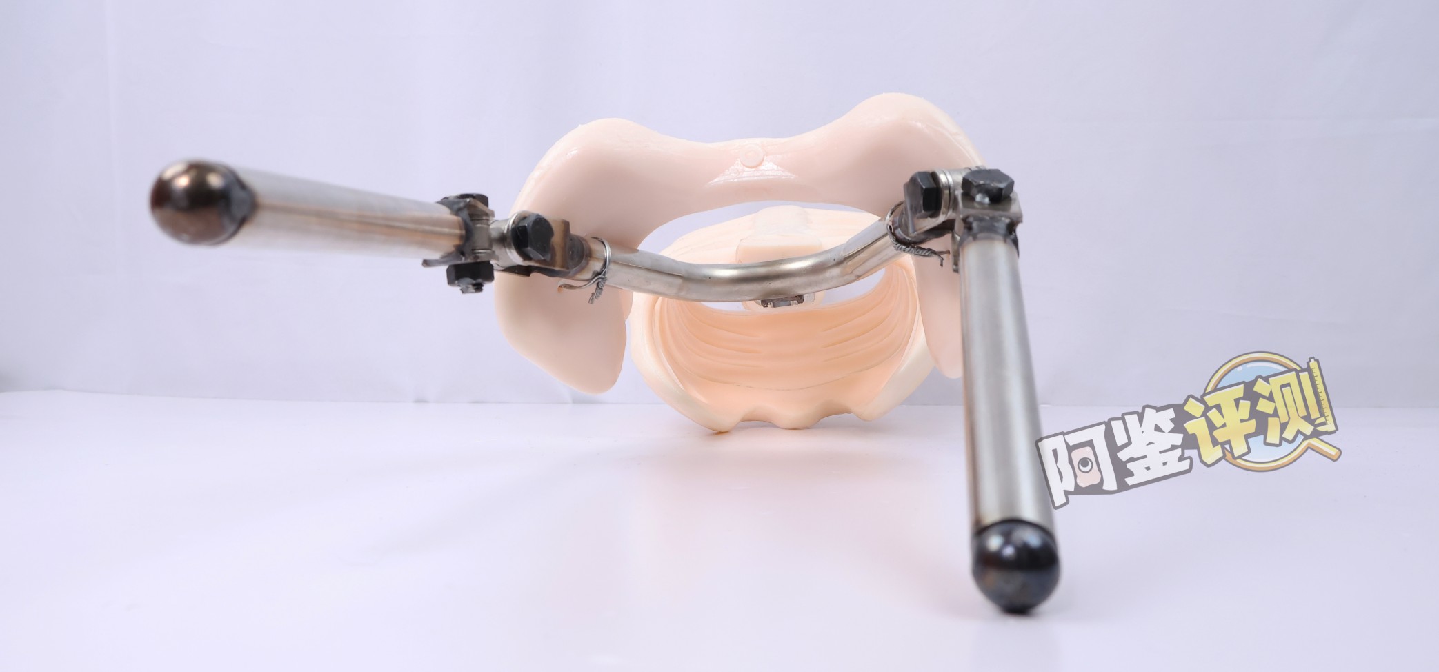 BONMOR——“美骨柔姬”评测！超级真实的肋骨握持感，但腿部和通道设计糟糕到难以相信