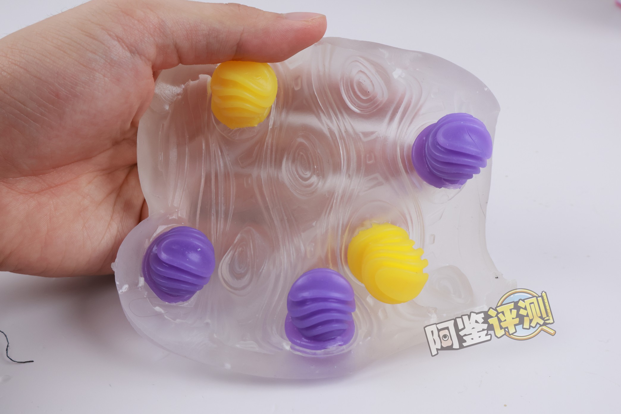 TENGA——“Bobble(魔力弹珠/疯狂方砖)”评测!高配版自慰套,需要手掌配合的“玩具型”飞机杯