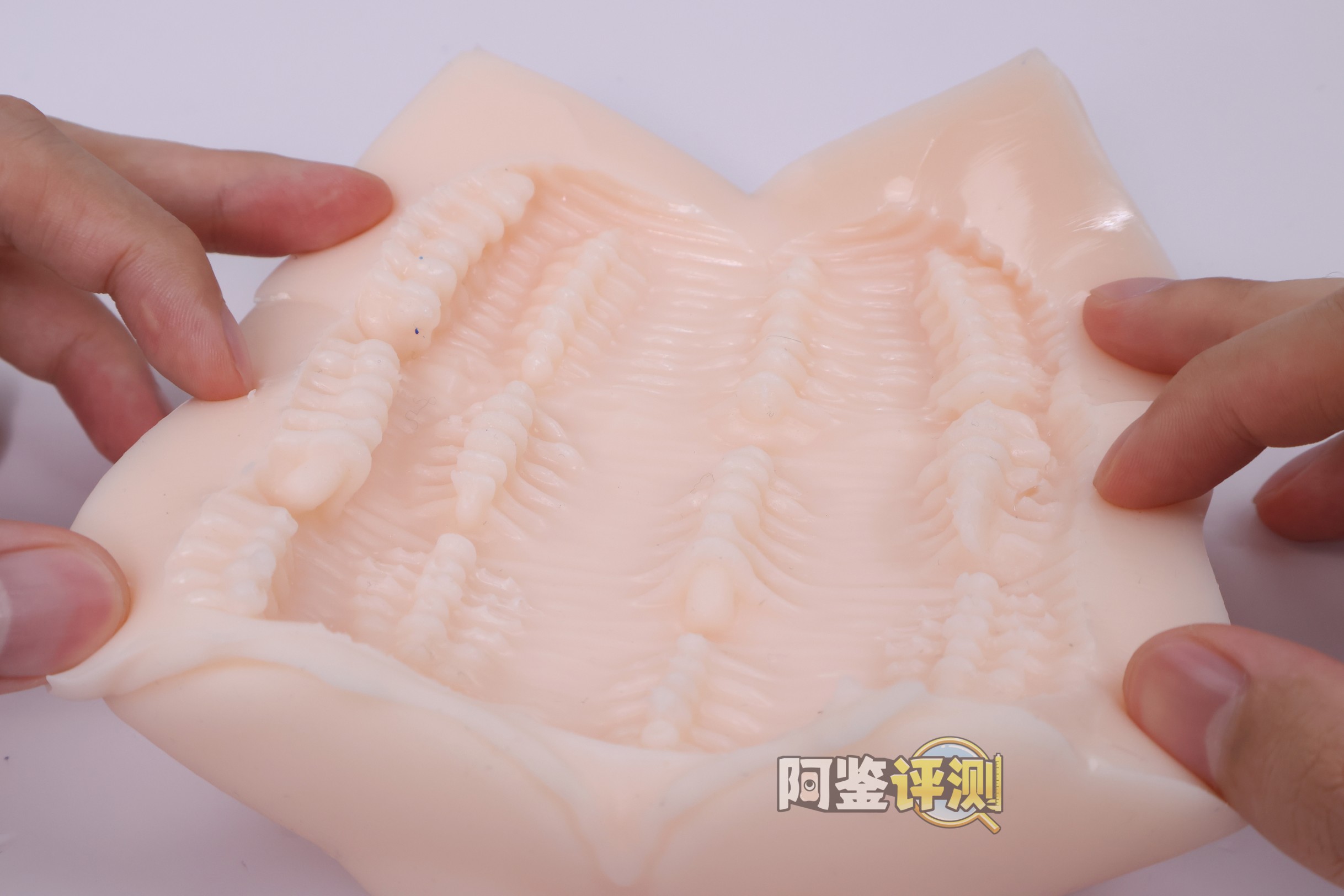 汤马托易士——“小真开发日记”评测！NTR调教系列新联名款，像是刷子一样的强烈刺激感