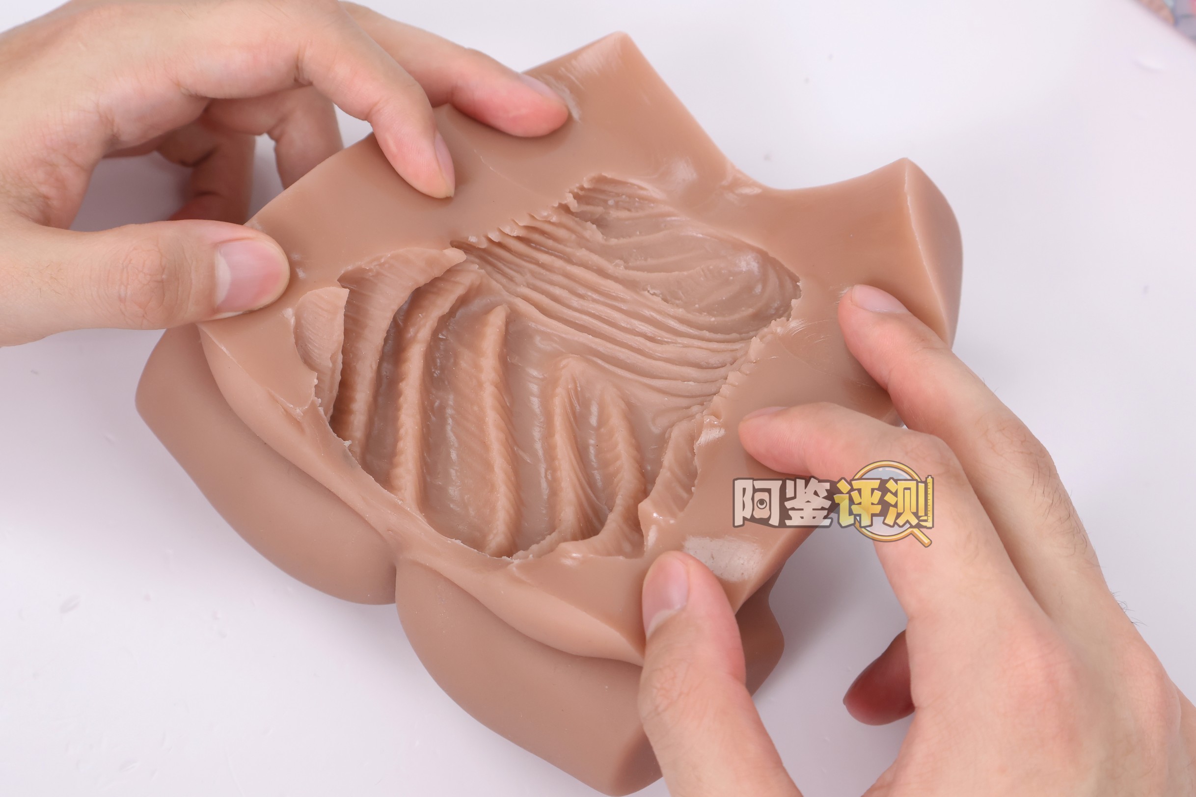 yokubou——“涩谷辣妹”评测!强烈螺旋的剐蹭感, 但通道有些太过松垮了