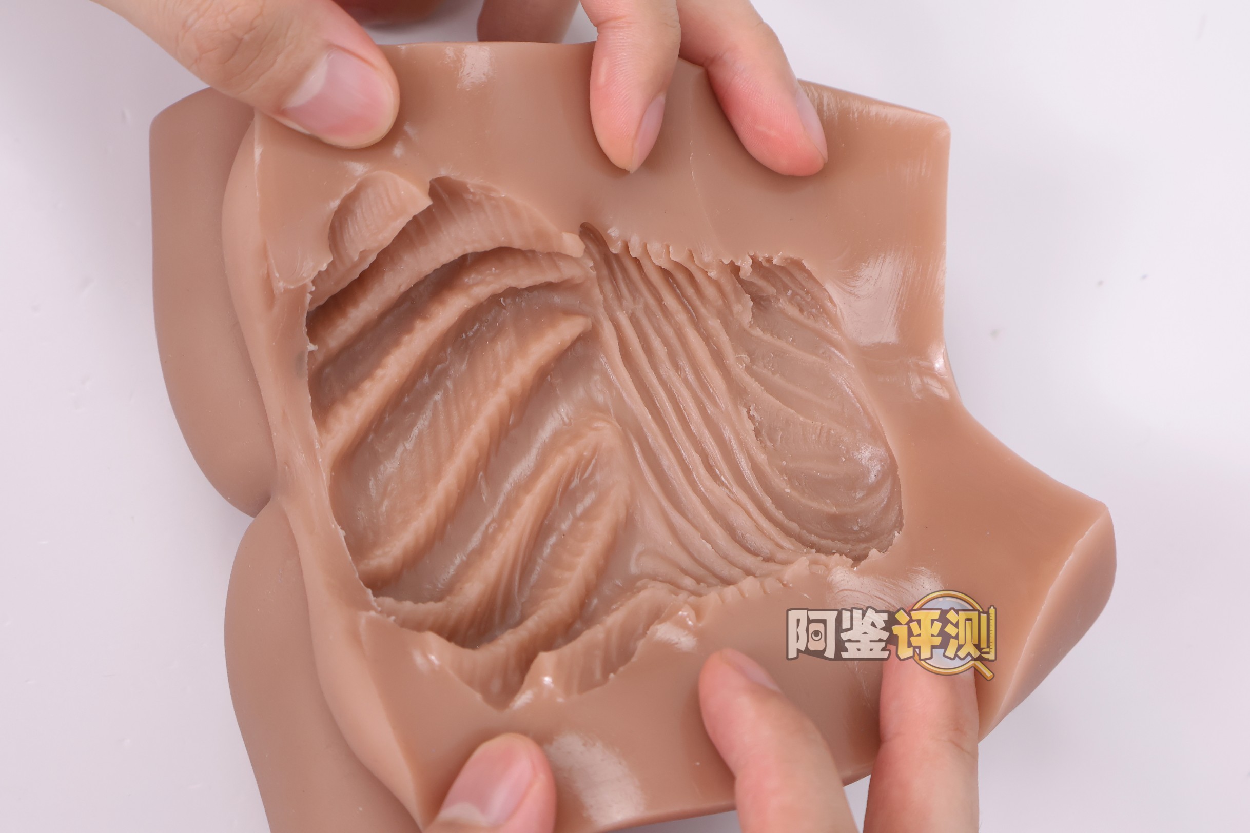 yokubou——“涩谷辣妹”评测!强烈螺旋的剐蹭感, 但通道有些太过松垮了