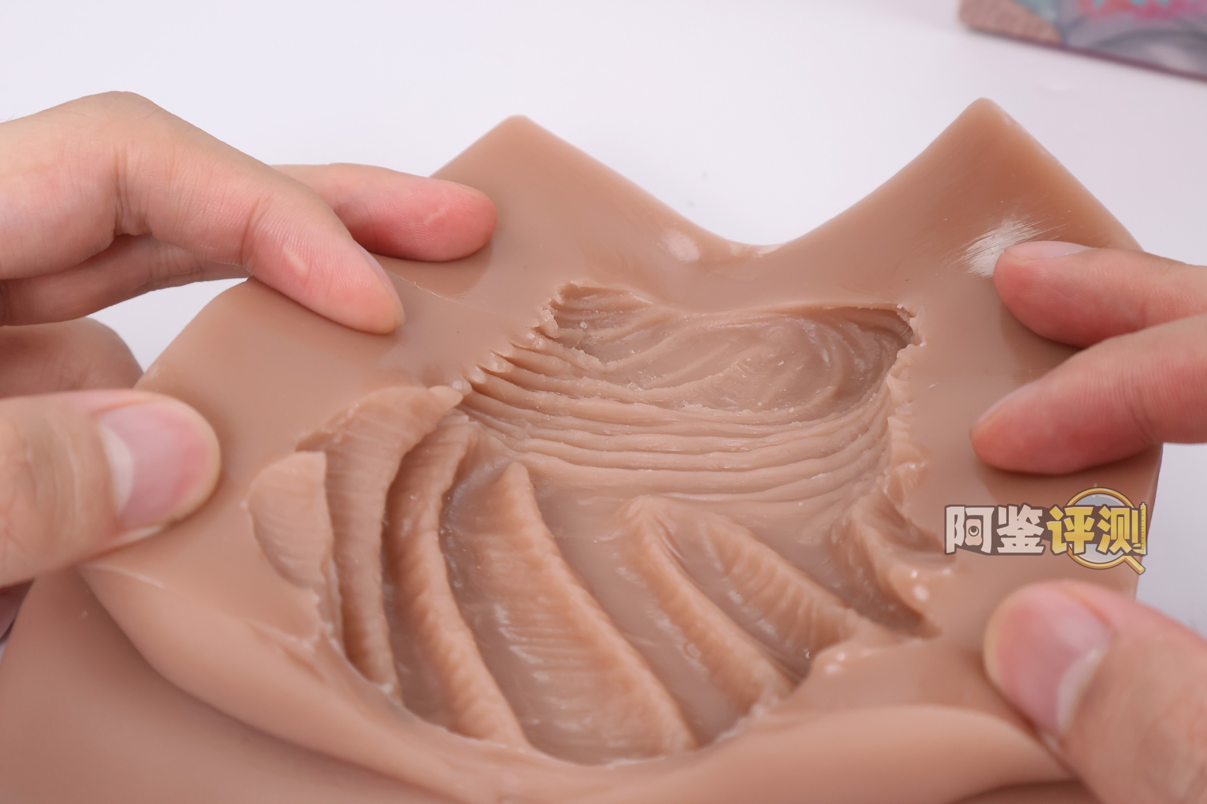 yokubou——“涩谷辣妹”评测!强烈螺旋的剐蹭感, 但通道有些太过松垮了