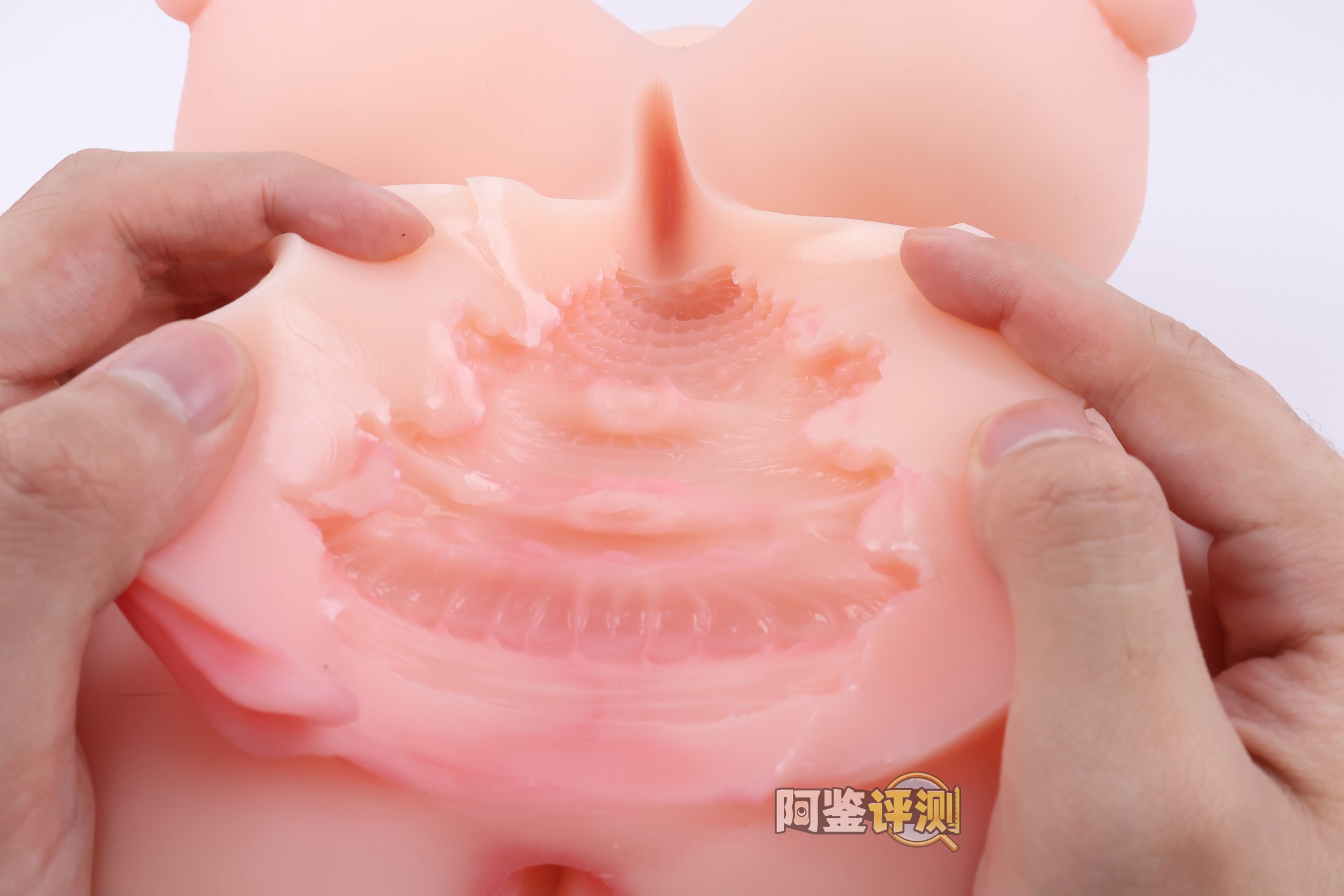 迷姬——“双穴双乳6斤”评测！躯干超扁的“照骗”造型，只有正面能看的逆天造型