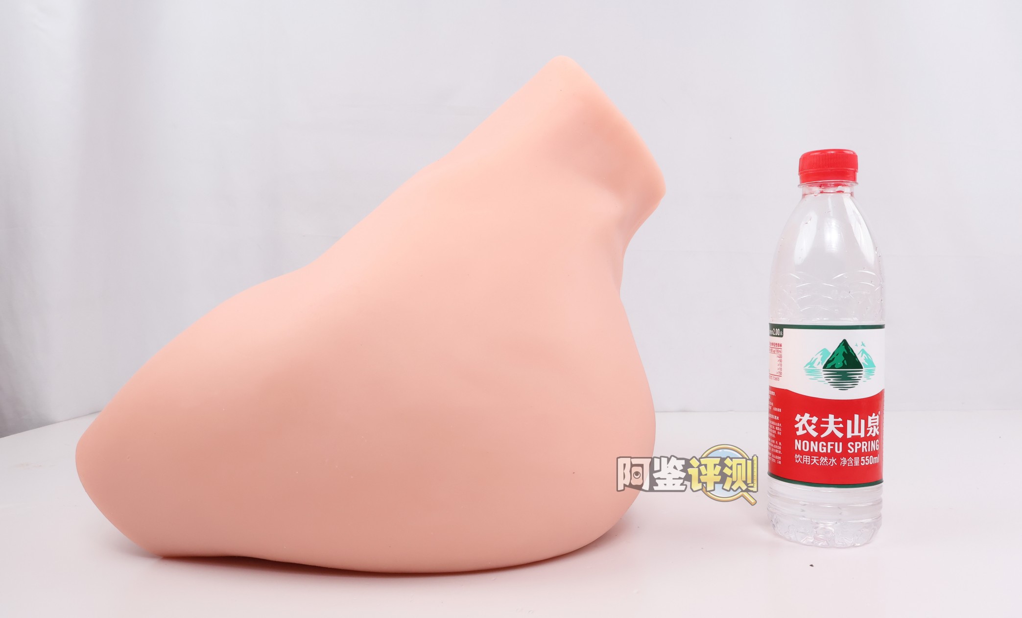 傲川——“臀娘”评测!专精趴式后入的超级大肉臀,床置“开大车”感觉的极致体现!