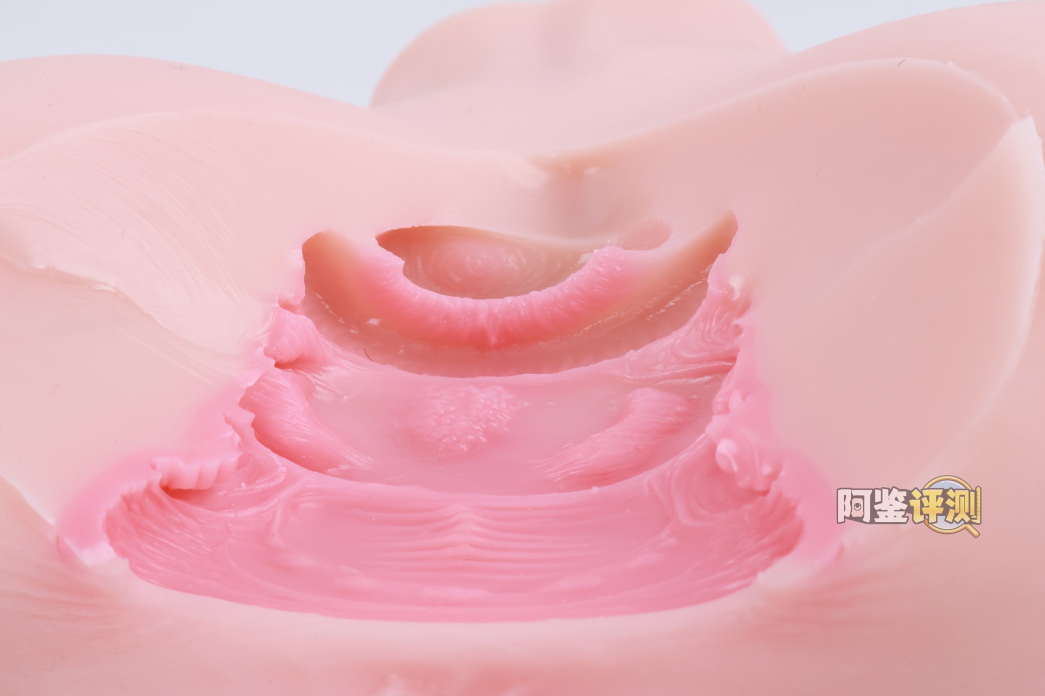 傲川——“臀娘”评测!专精趴式后入的超级大肉臀,床置“开大车”感觉的极致体现!